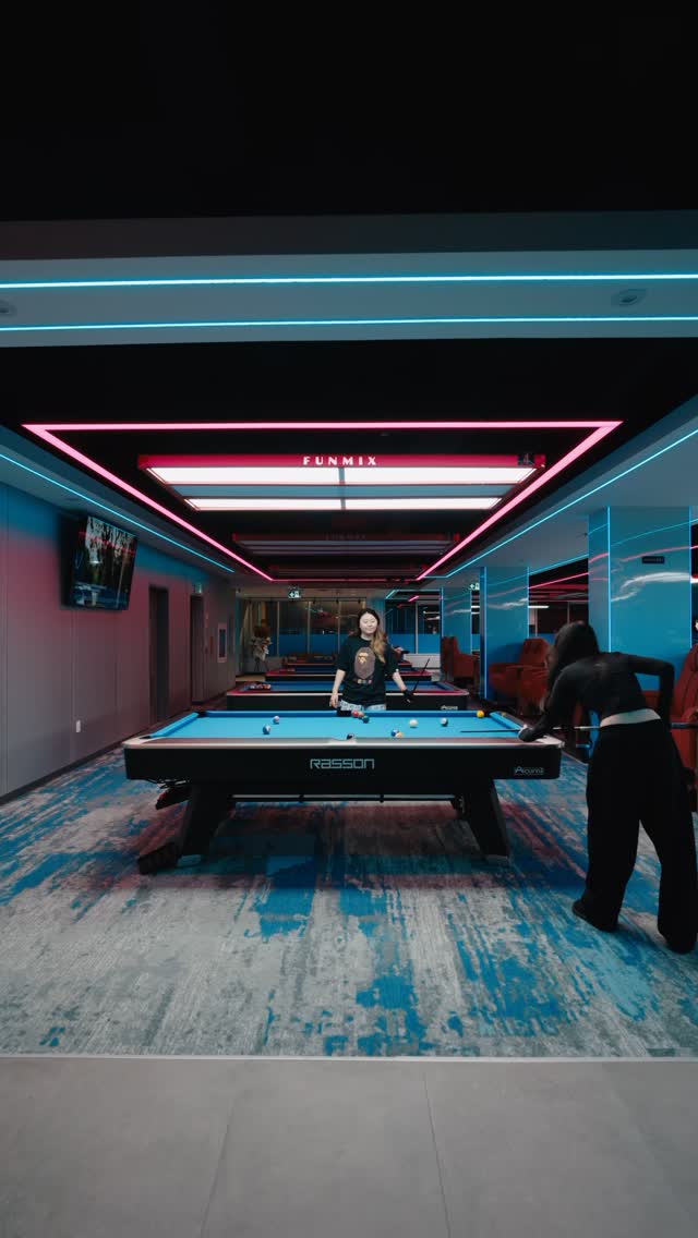 Funmix Facebook ad: Toronto, your new favorite spot just opened.