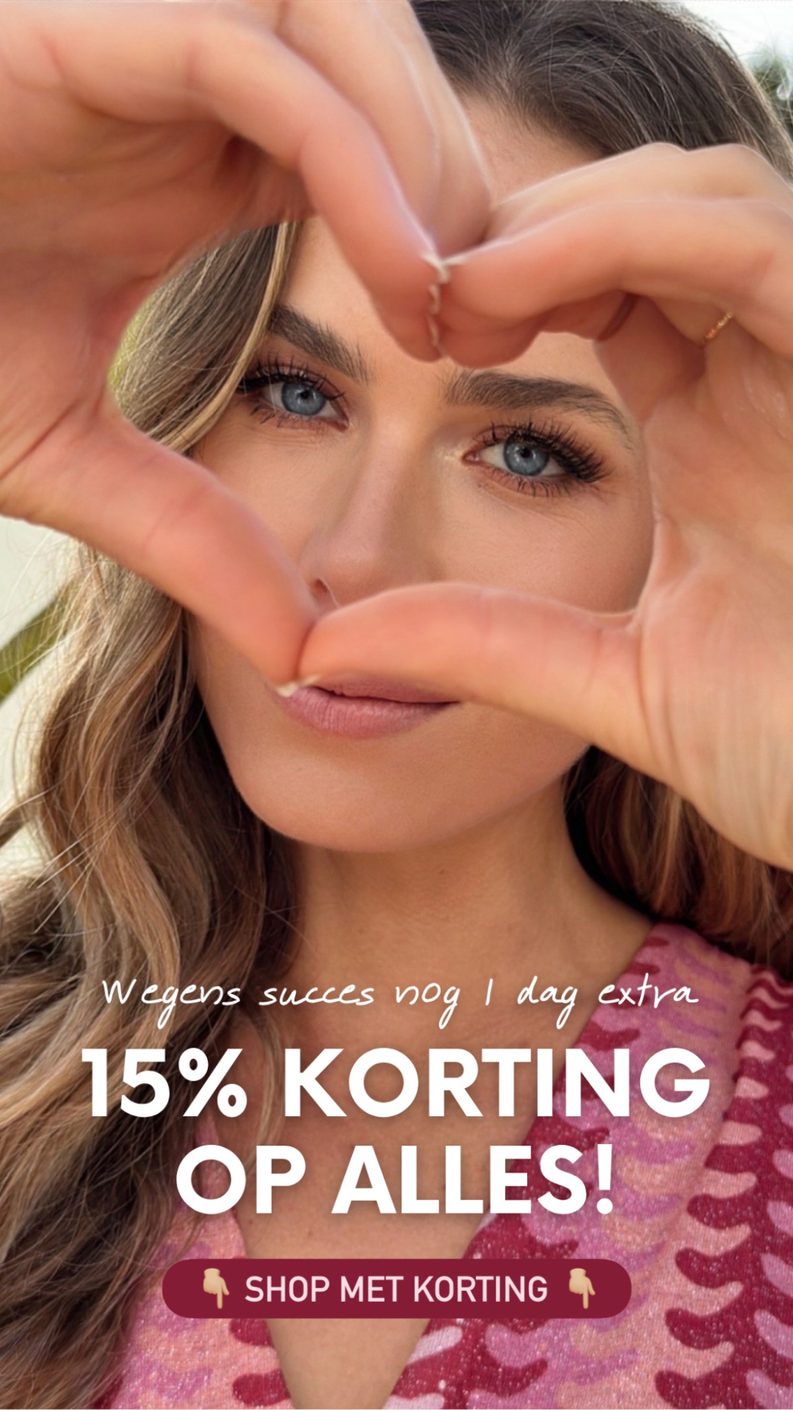 Fashion Musthaves Facebook ad