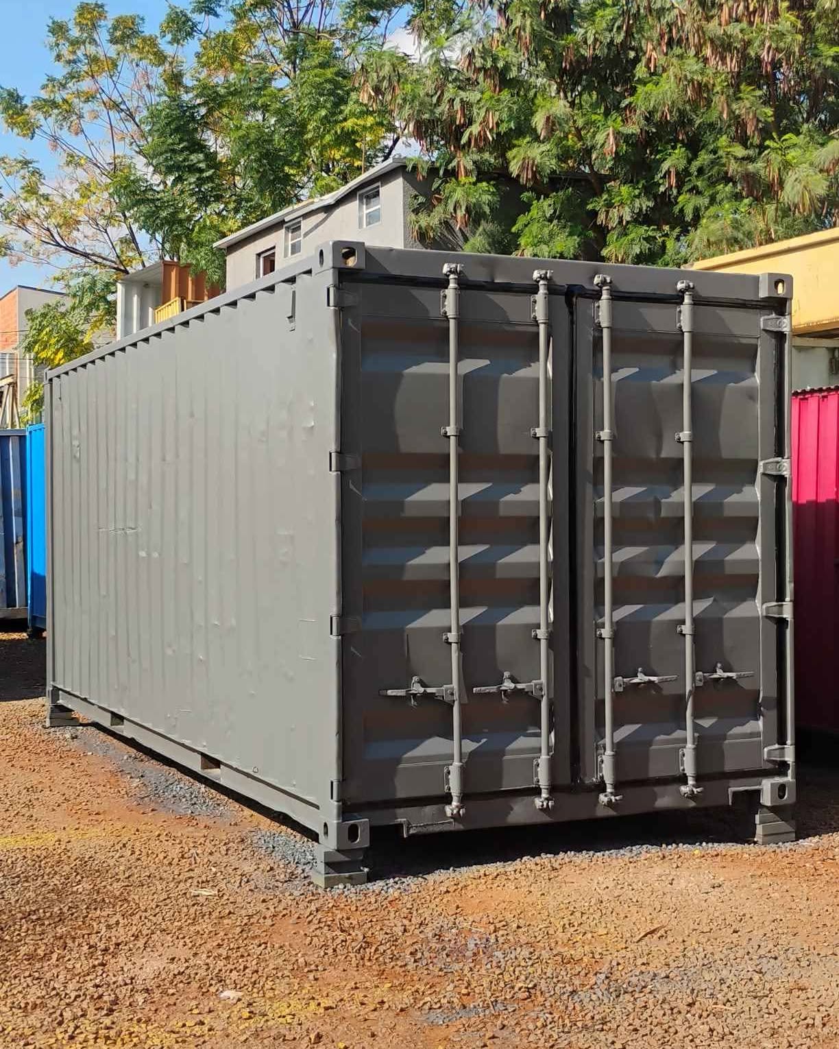 Luis Fernando Bras Facebook ad: Sua oportunidade chegou, temos containers Dry 20 pés na…