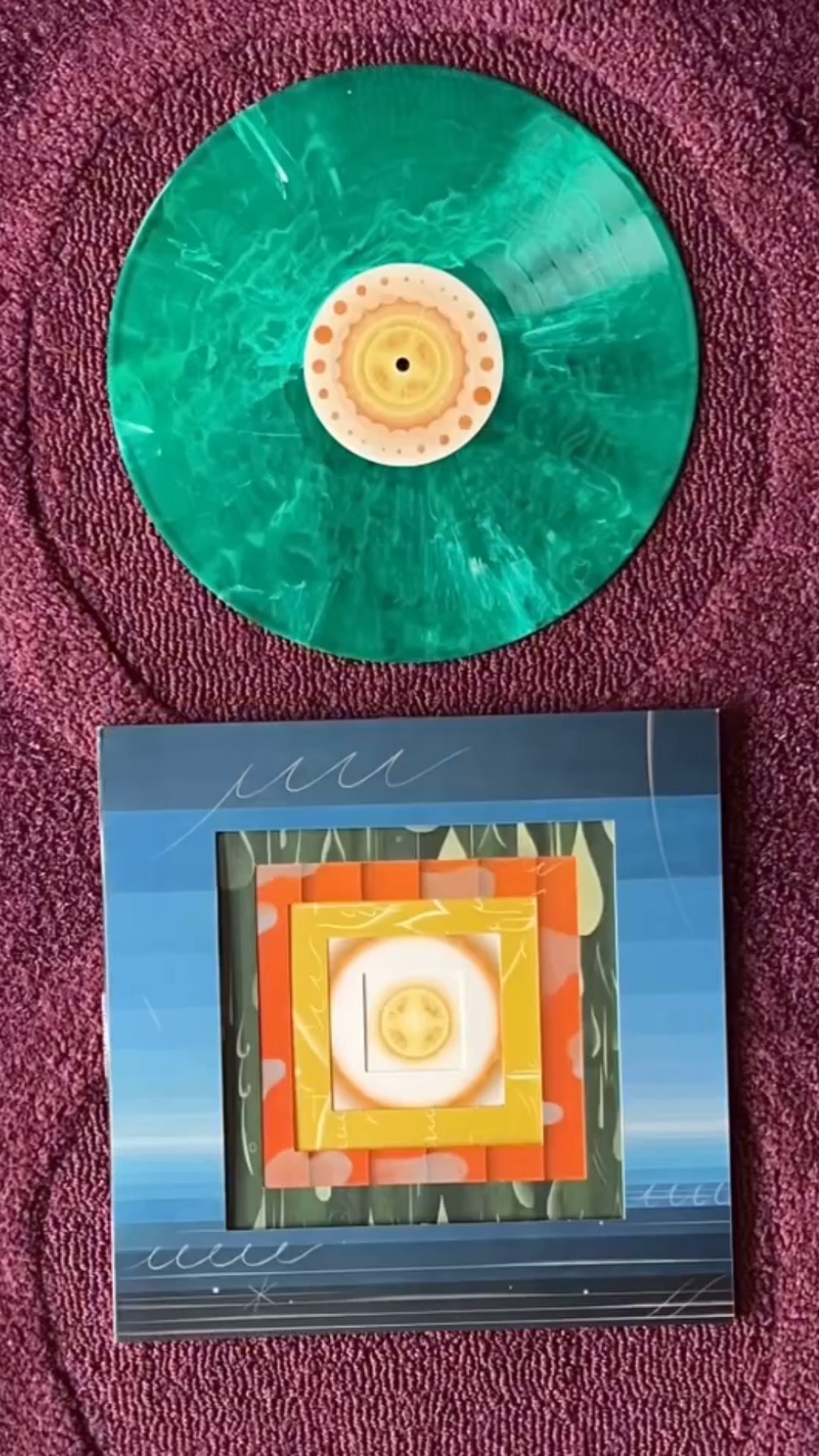 VINYL MOON Facebook ad: A New Vinyl Mix Every Month