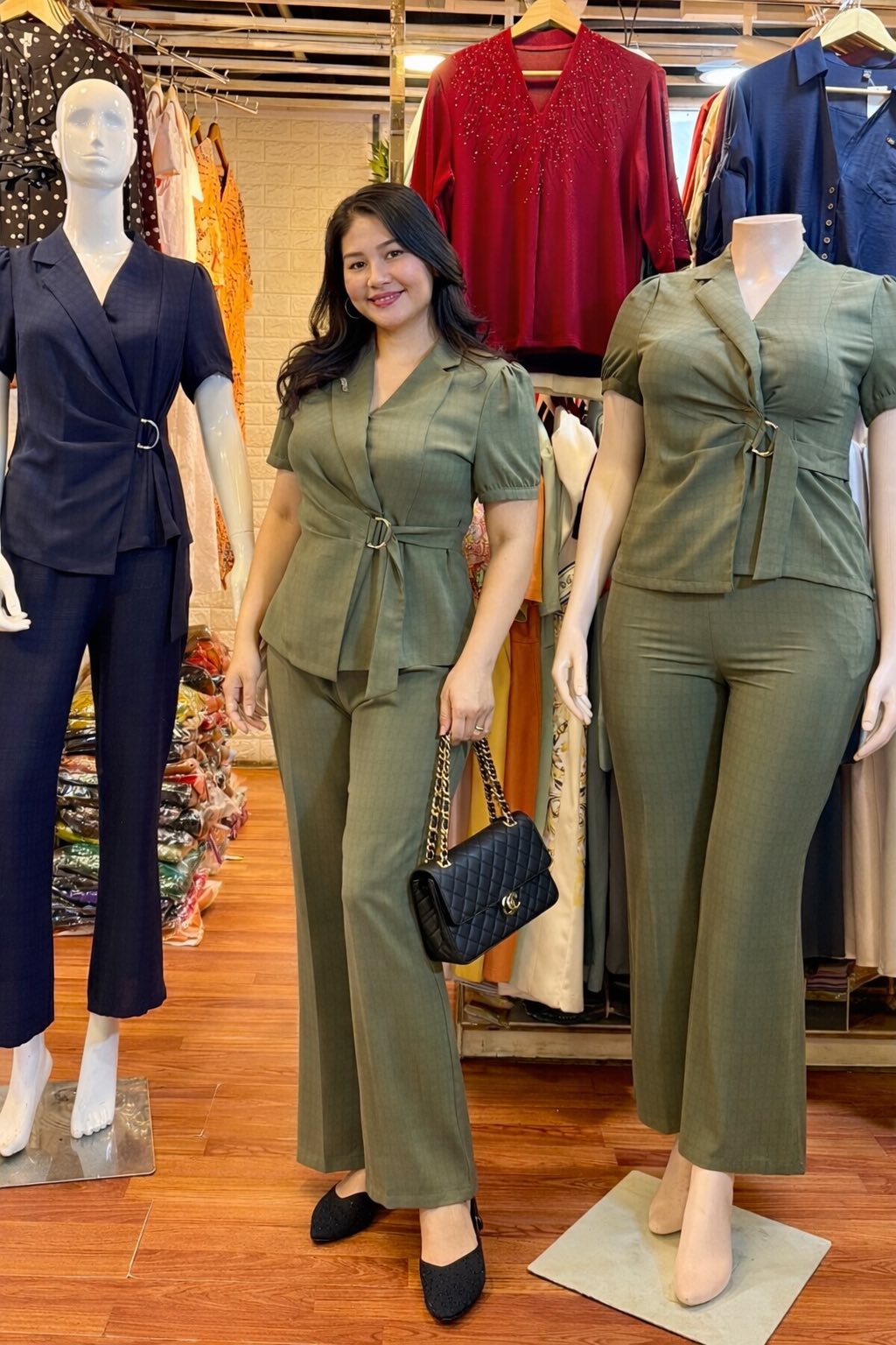 Forever fashion Gallery Facebook ad