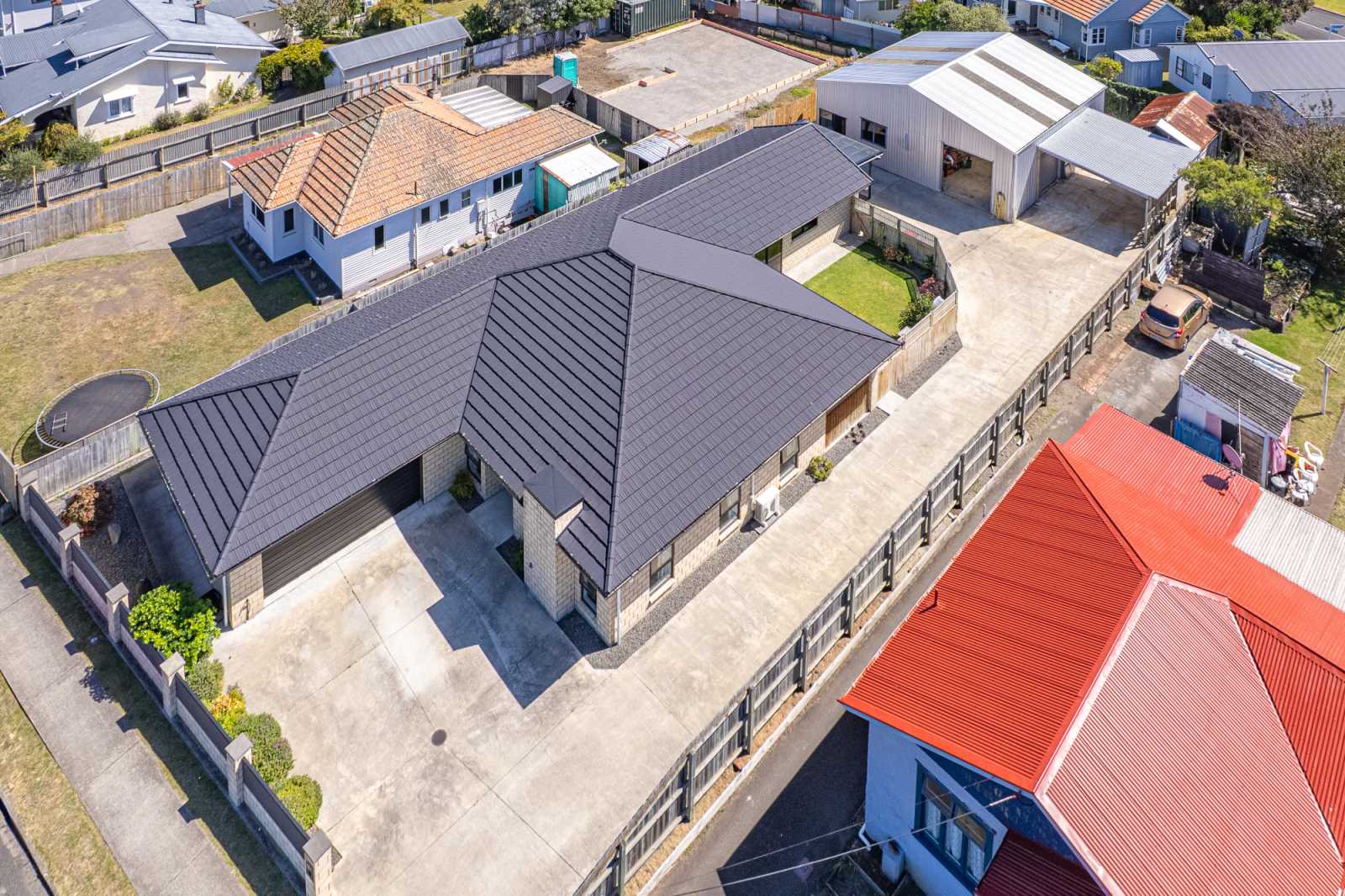 Listed.co.nz Facebook ad