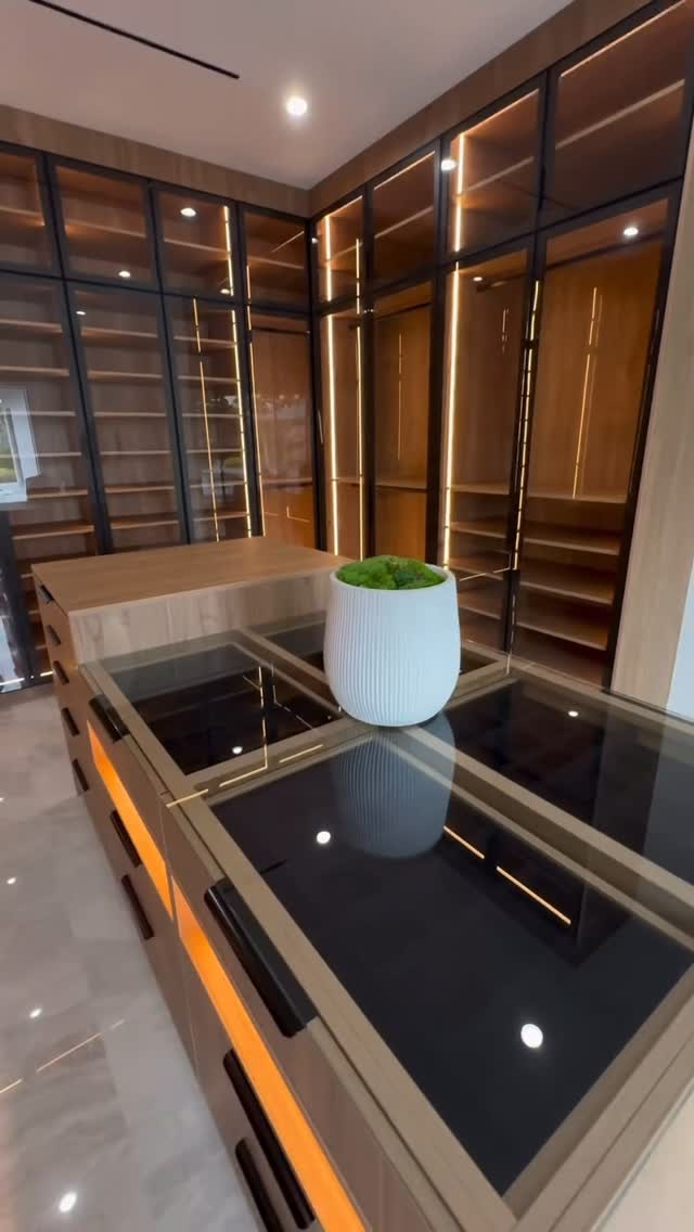 mumtaz furniture Facebook ad: Upgrade your bedroom with a custom wardrobe by…