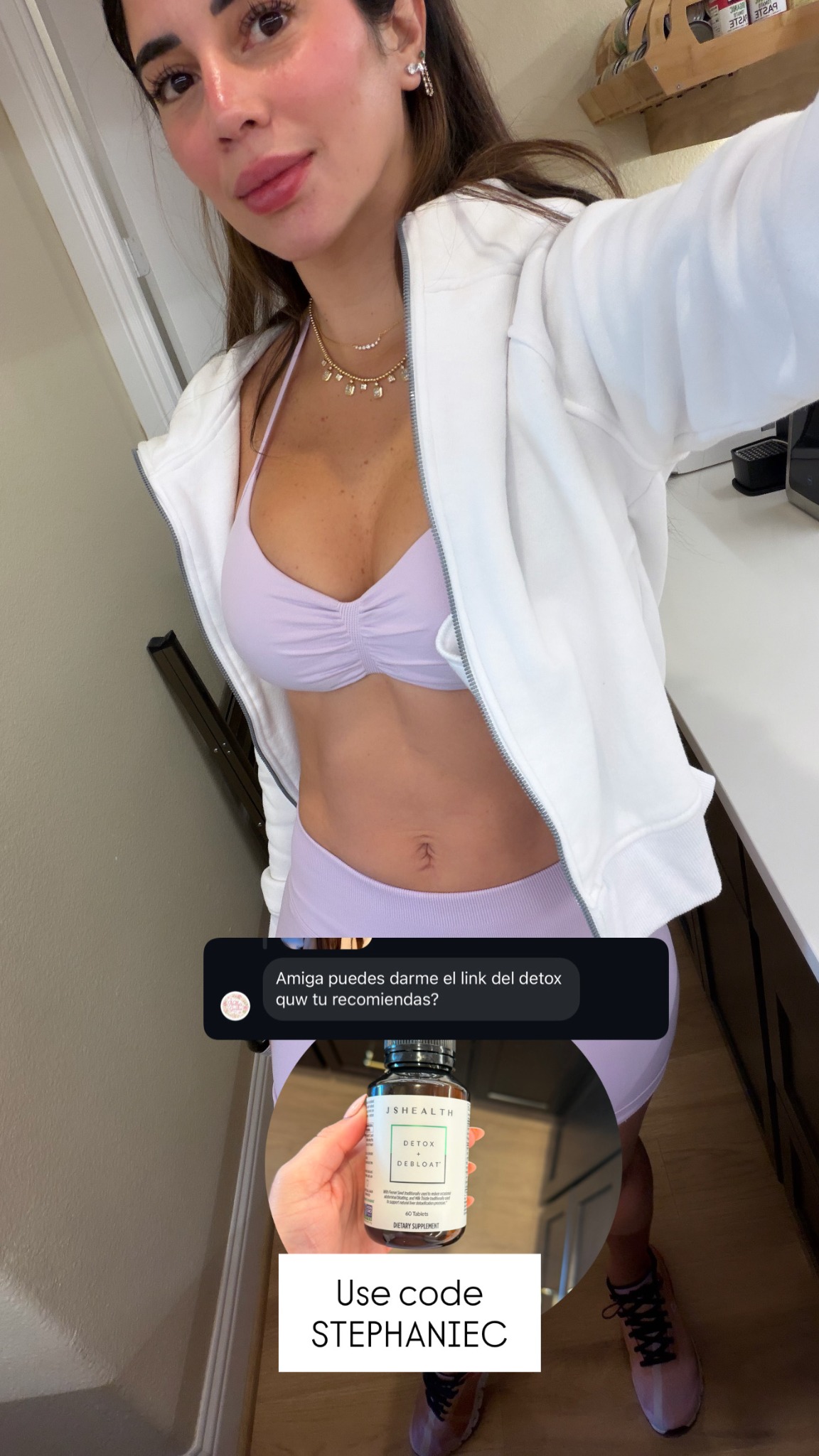 Stephanie Cruz� Facebook ad