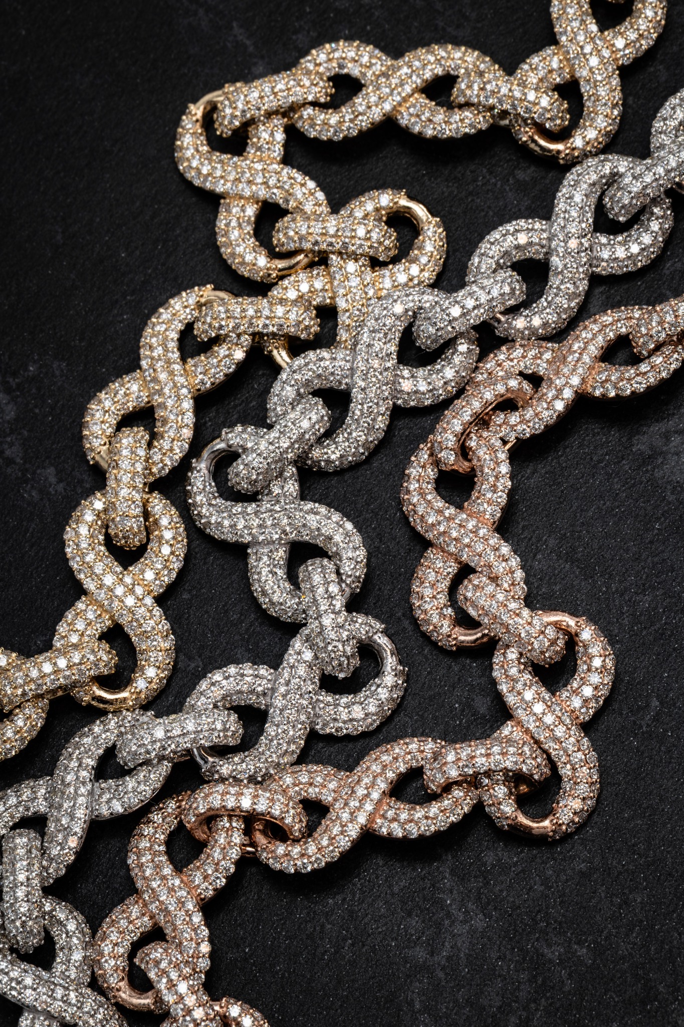 AVALANCHE GOLD&JEWELRY Facebook ad from May 31, 2026