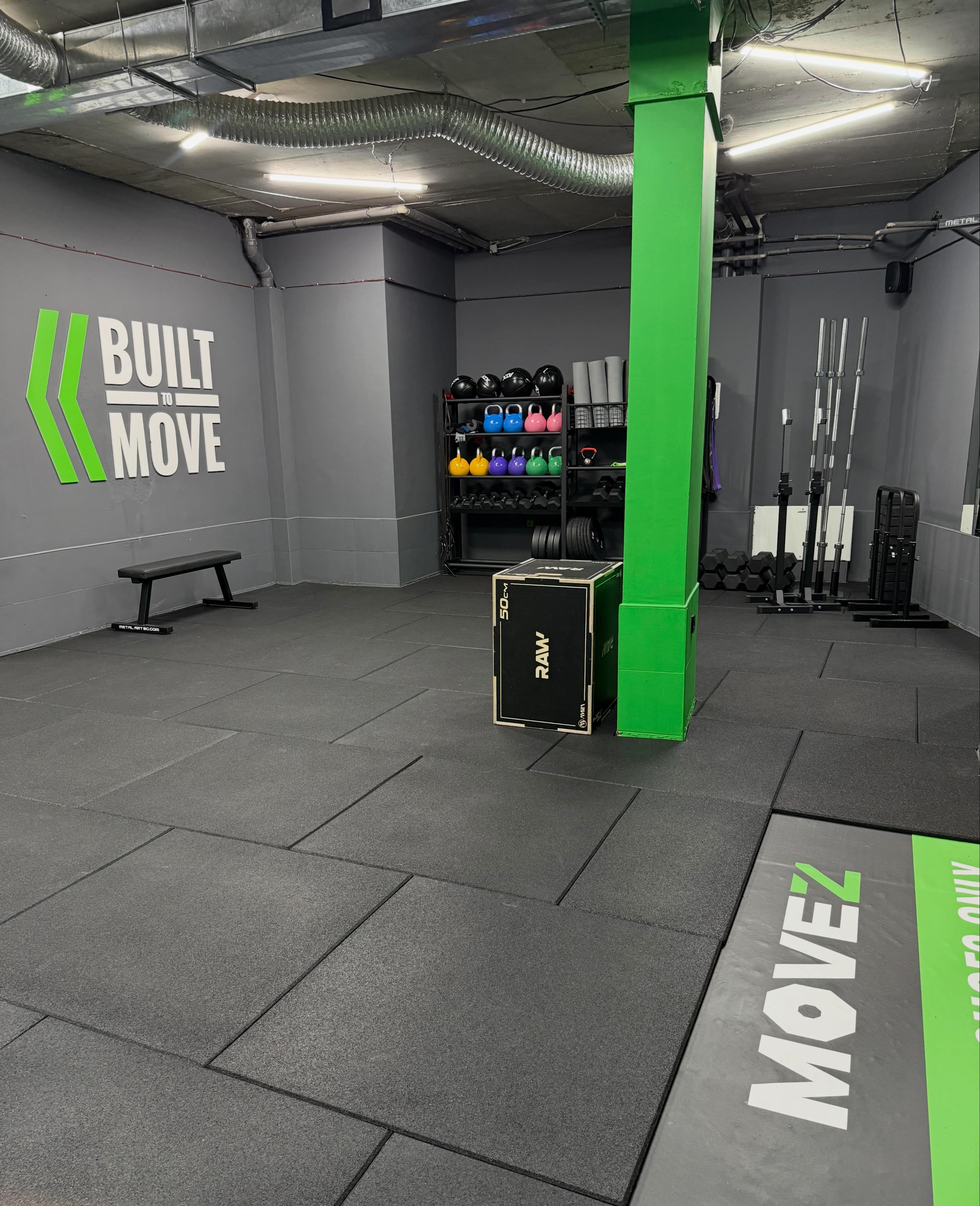 MOVEZ Facebook ad: MOVEZ: BUILT TO MOVE