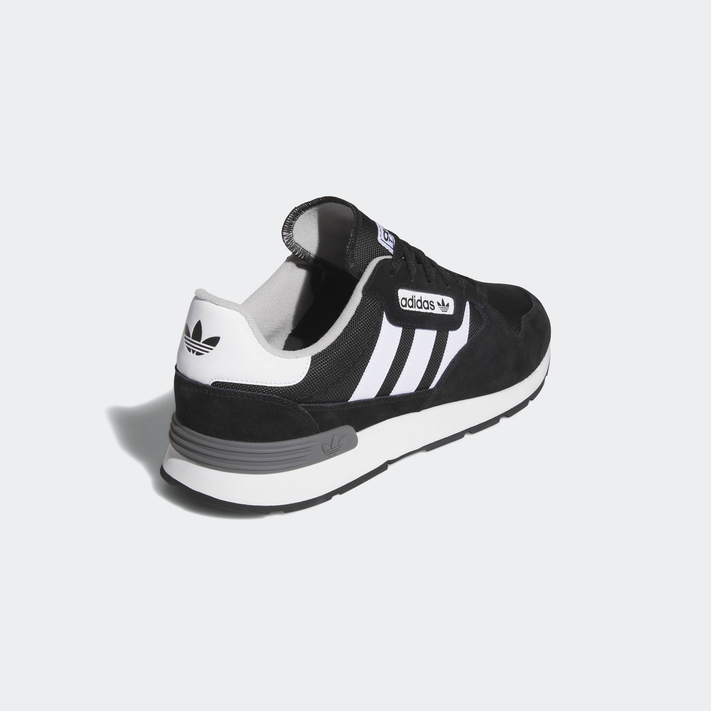 Dual Sport SA Facebook ad: Save 30% on Original Adidas & Sportswear