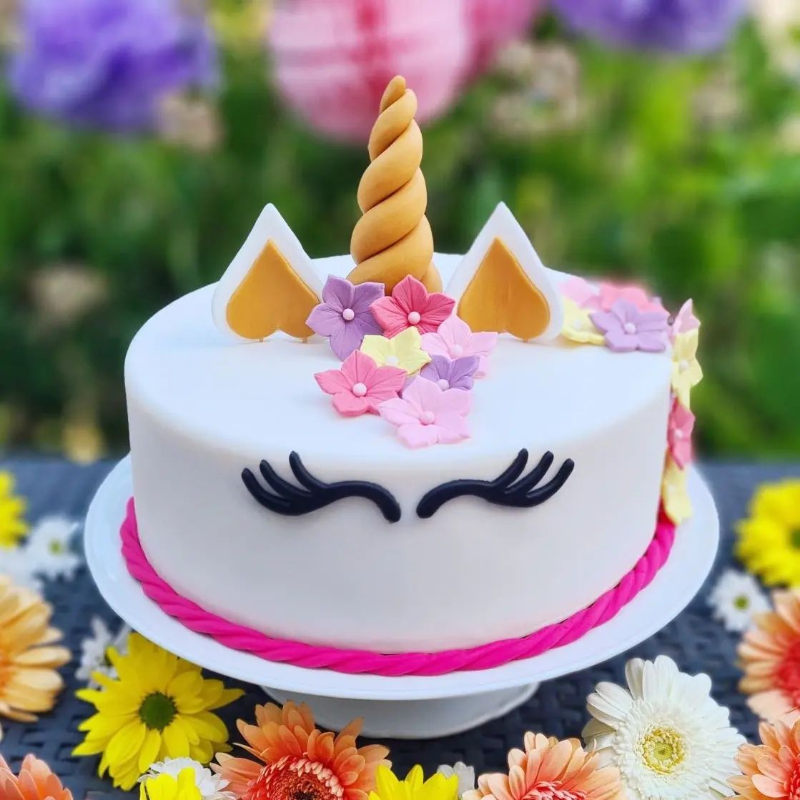 Clever Cakes Facebook ad: Mit Liebe selbstgemacht
