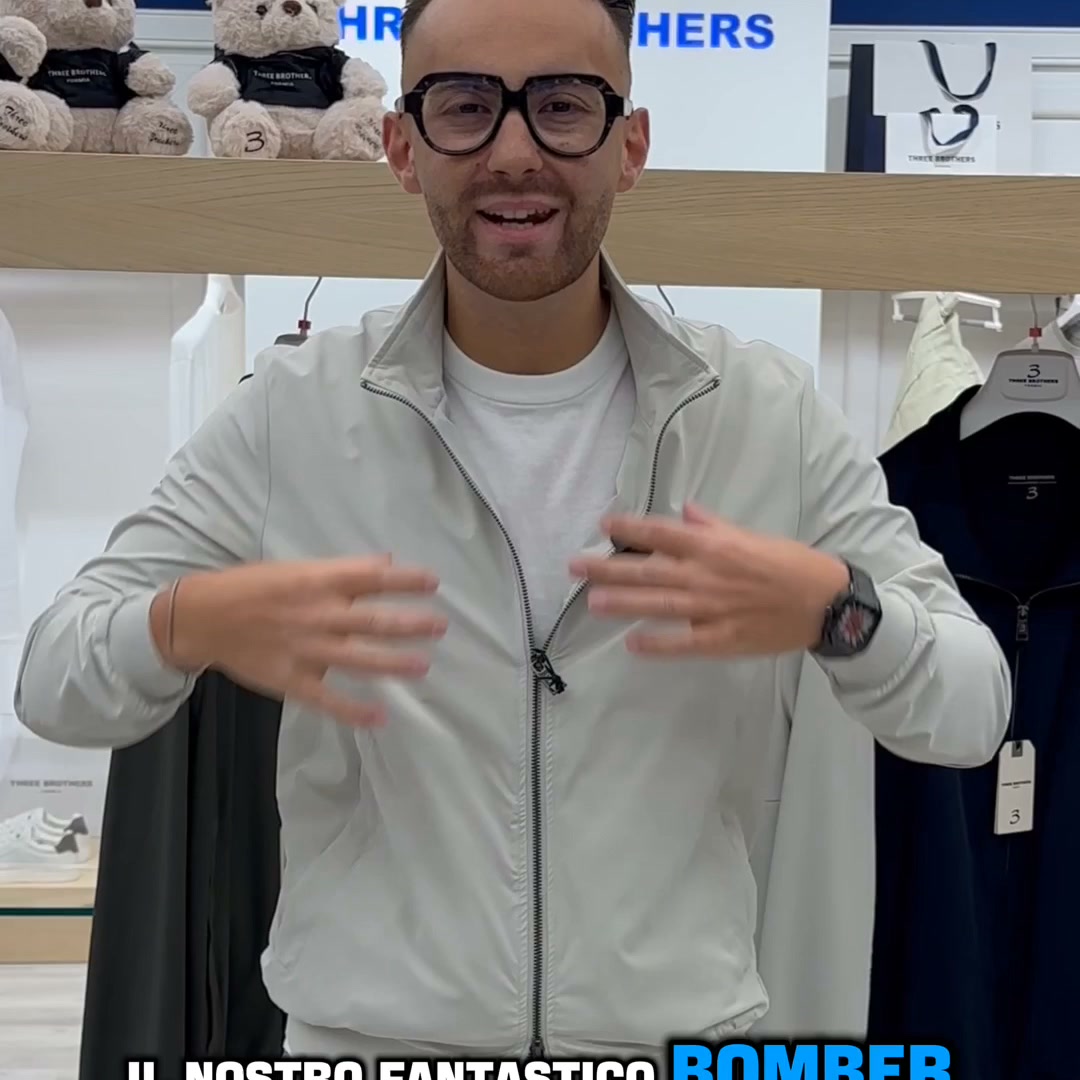 Three Brothers Formia Facebook ad: BOMBER IDROREPELLENTE