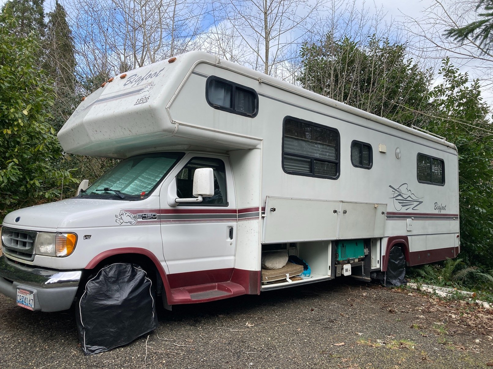 Neil Bryant Facebook ad: 1999 Bigfoot rear queen