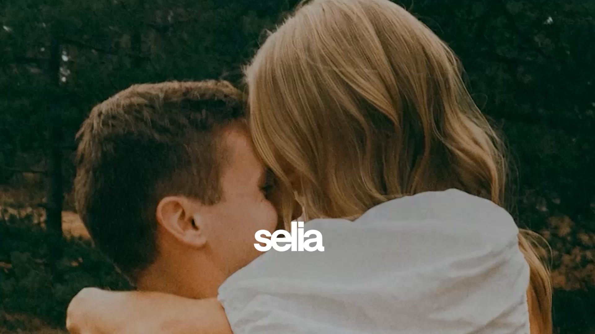 Selia Facebook ad from May 4, 2026