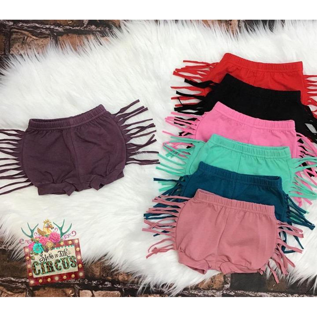 Southern Swank Boutique & Tanning Facebook ad: We’ve got the best women’s graphic tees, hands…