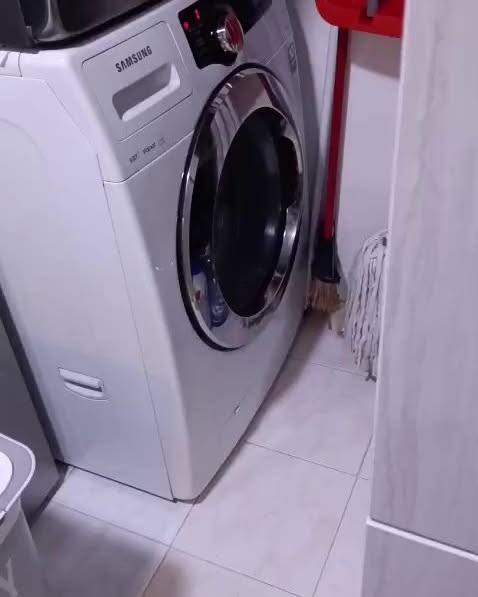 Javier de MeAseguro Facebook ad: LAVADORA Y SECADORA SAMSUNG 16K CARGA FRONTAL