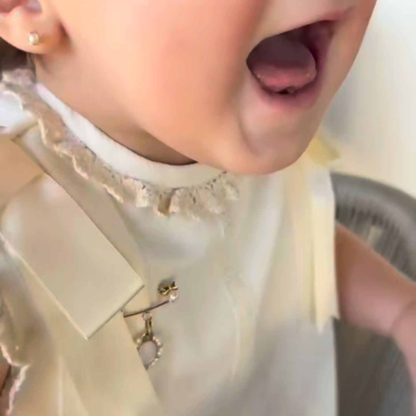 Cosi Cosi Jewelry Facebook ad: A Gift They'll Remember