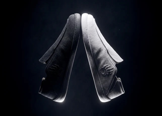 Bearfoot Facebook ad: Bearfoot - Barefoot Shoes & Barefoot Boots