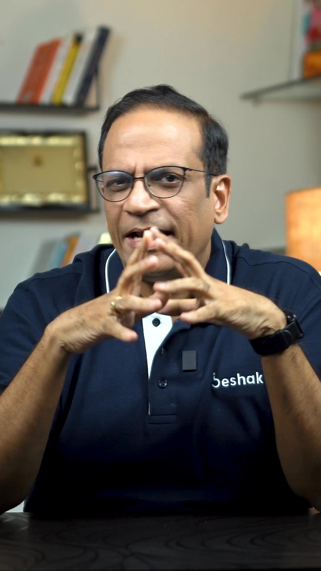 Beshak Facebook ad: Consult India’s Top Insurance Experts - Free