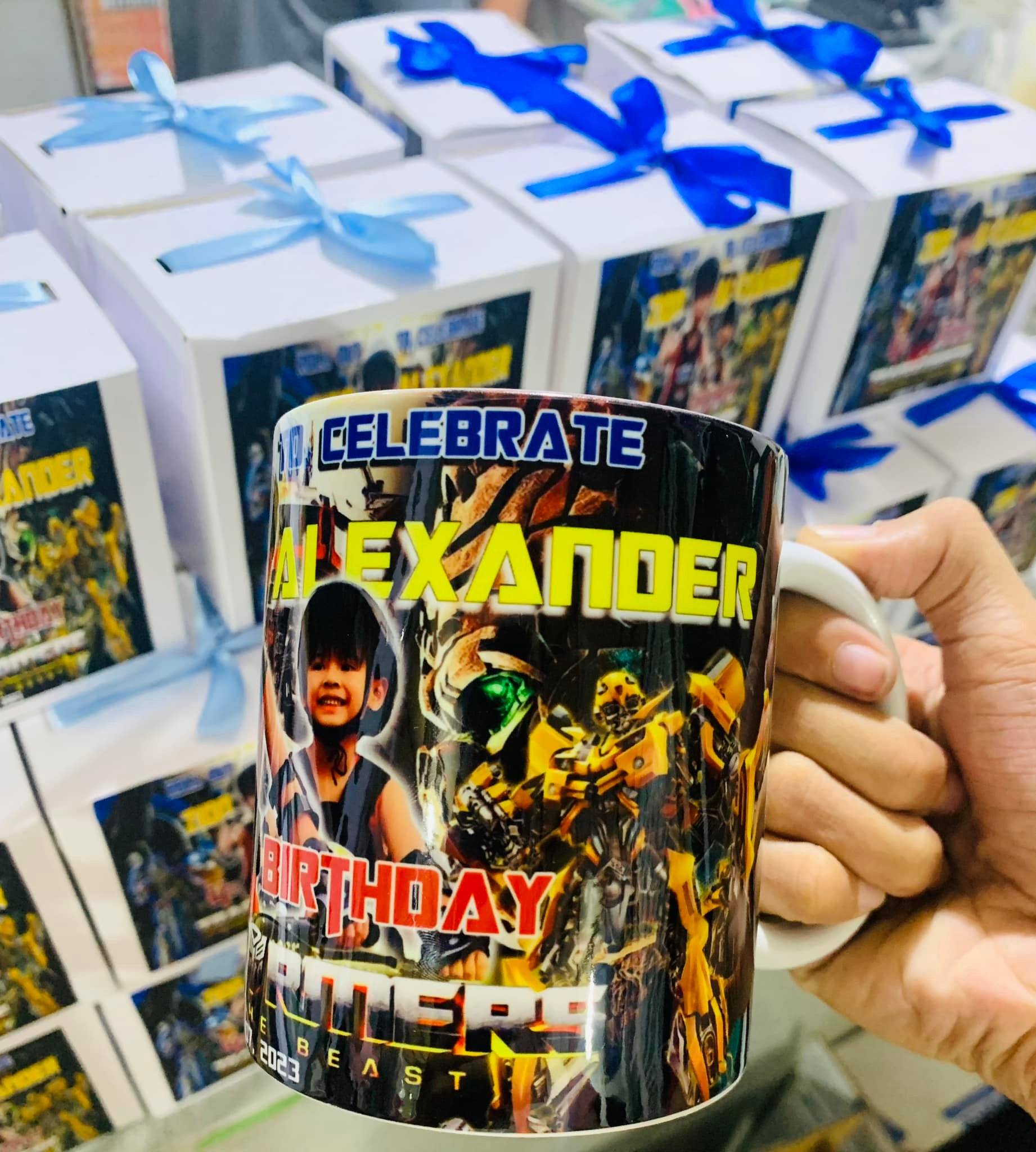 Darasin Printing Shop Facebook ad: 𝗟𝗼𝗼𝗸𝗶𝗻𝗴 𝗳𝗼𝗿 𝗘𝘃𝗲𝗻𝘁 𝗦𝗼𝘂𝘃𝗲𝗻𝗶𝗿𝘀 𝗼𝗿…