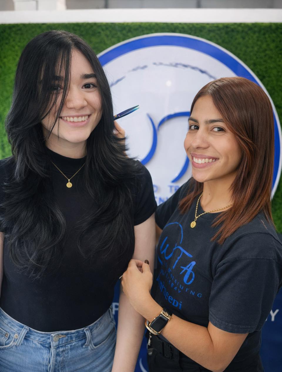 World Training Academy Facebook ad: CORTE, COLOR & KERATINA •Mayagüez