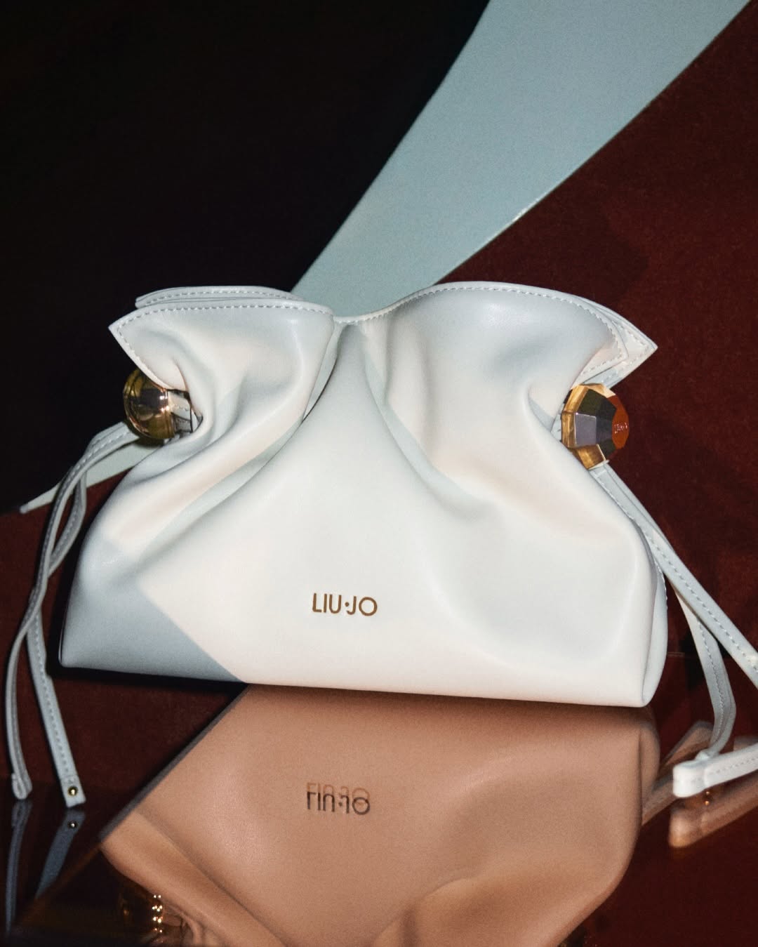 Fashion & Friends Facebook ad: Chic. Clean. LIU JO.