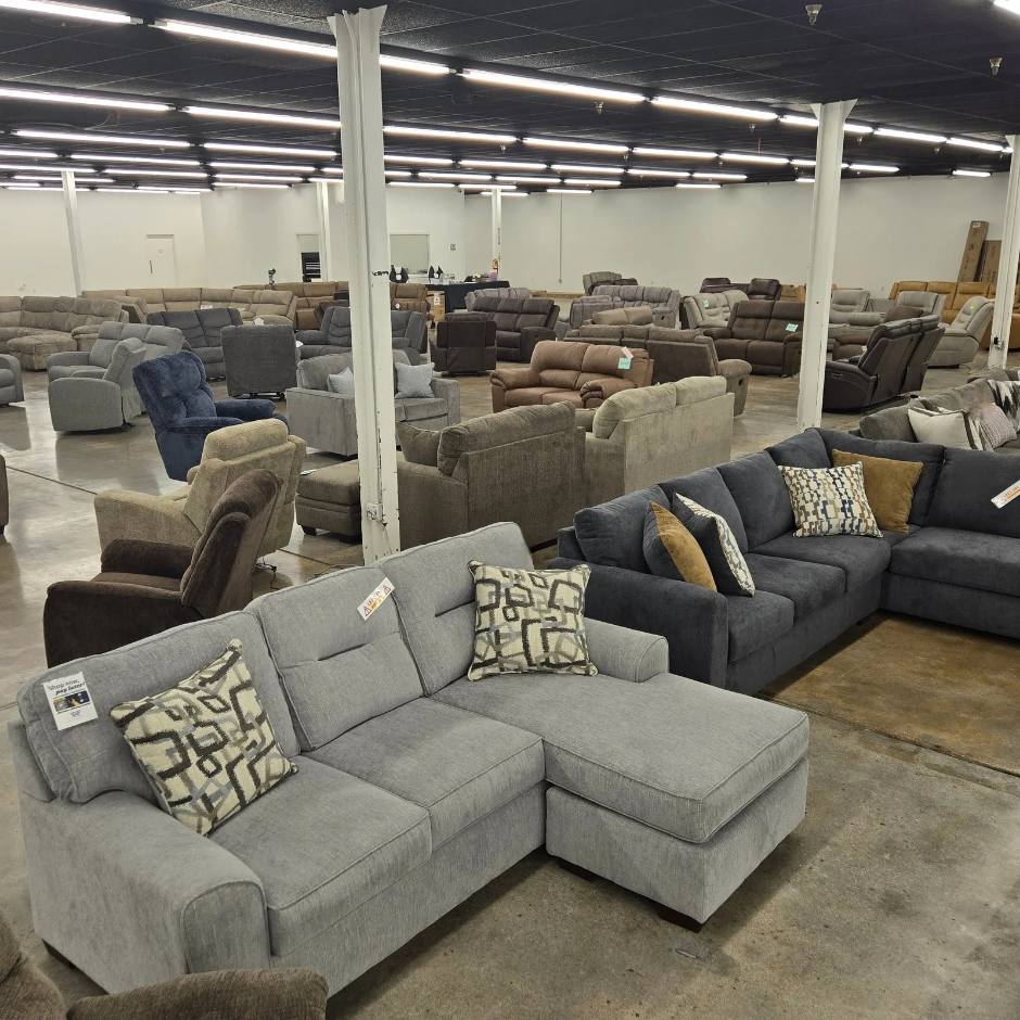 BoxDrop Mobile Furniture Outlet Facebook ad