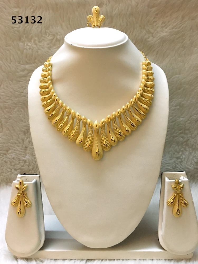 Anshul Bijoux Facebook ad: Jewelry inspired by African beauty, made for our…