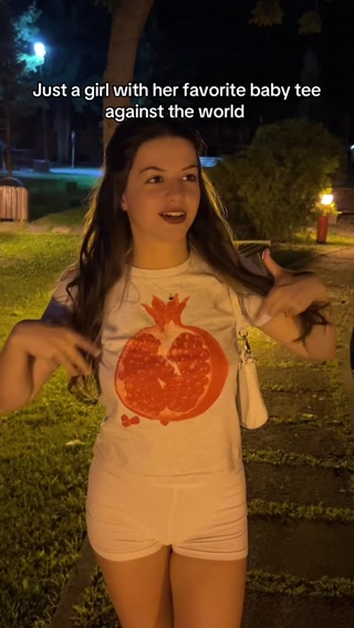 Hannah102978 Facebook ad: The Internet's Most Famous T-Shirts