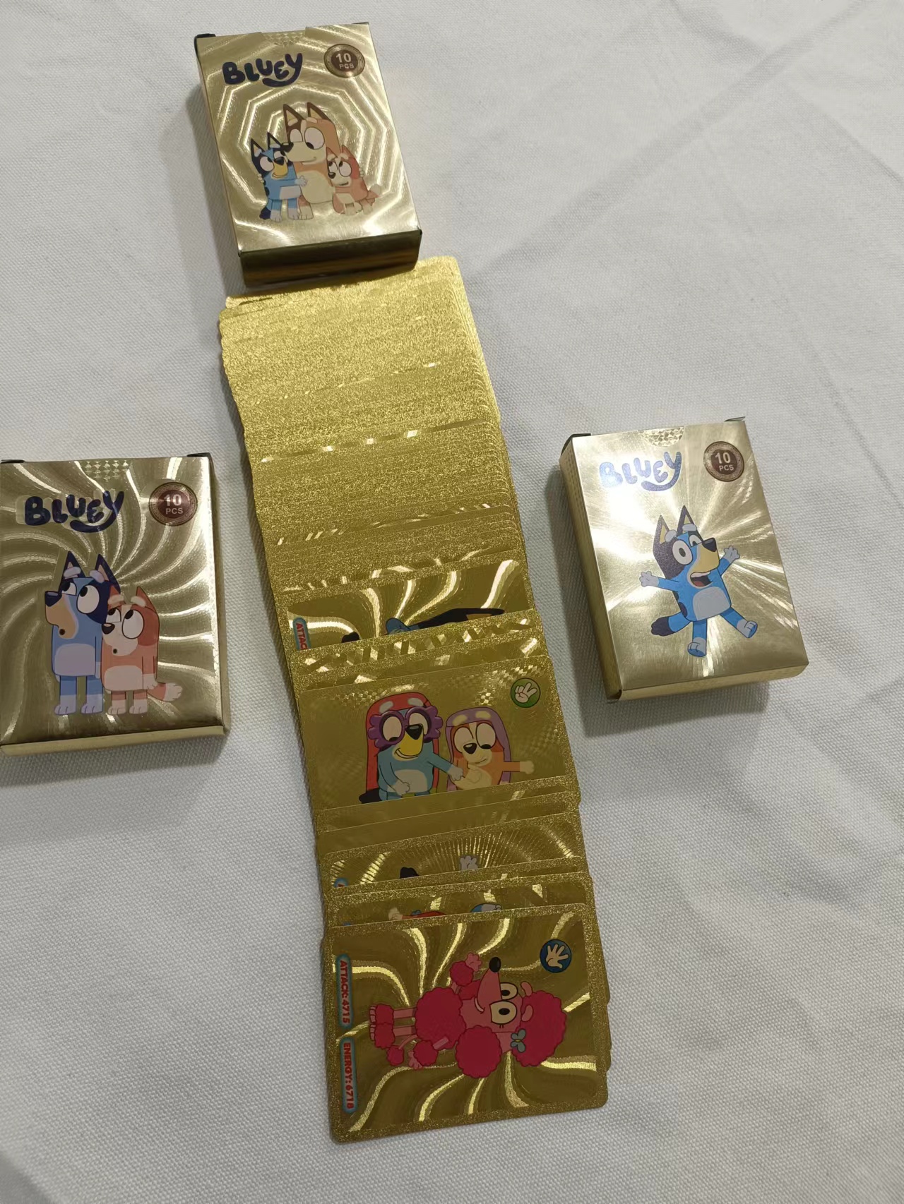 Clark Mini Samantha Facebook ad: Gold foil packaging is a high-end and luxurious…