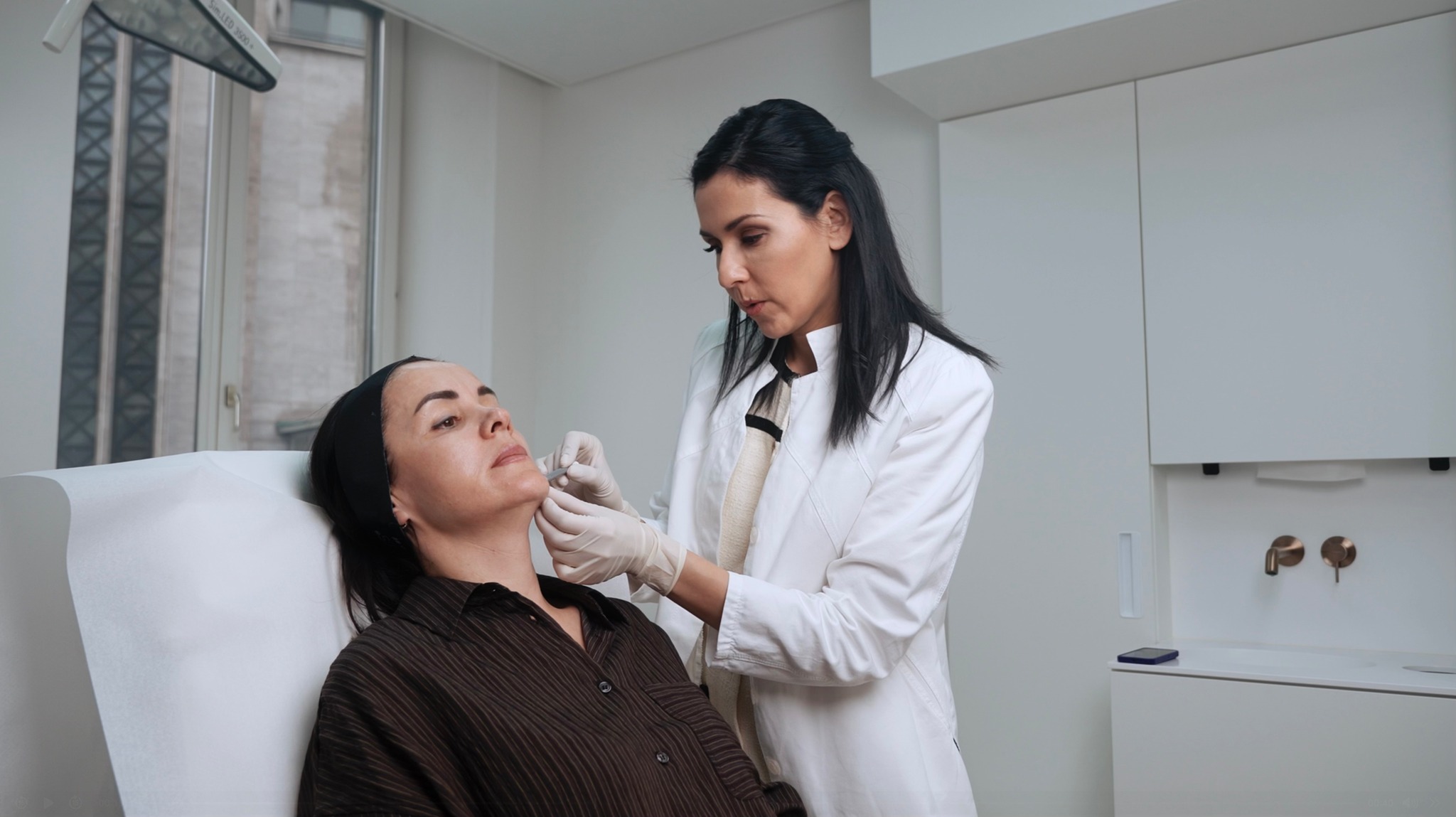 Aesthetics Pallas Kliniken Facebook ad: Kostenlose Beratung für ästhetische Medizin & Kosmetik