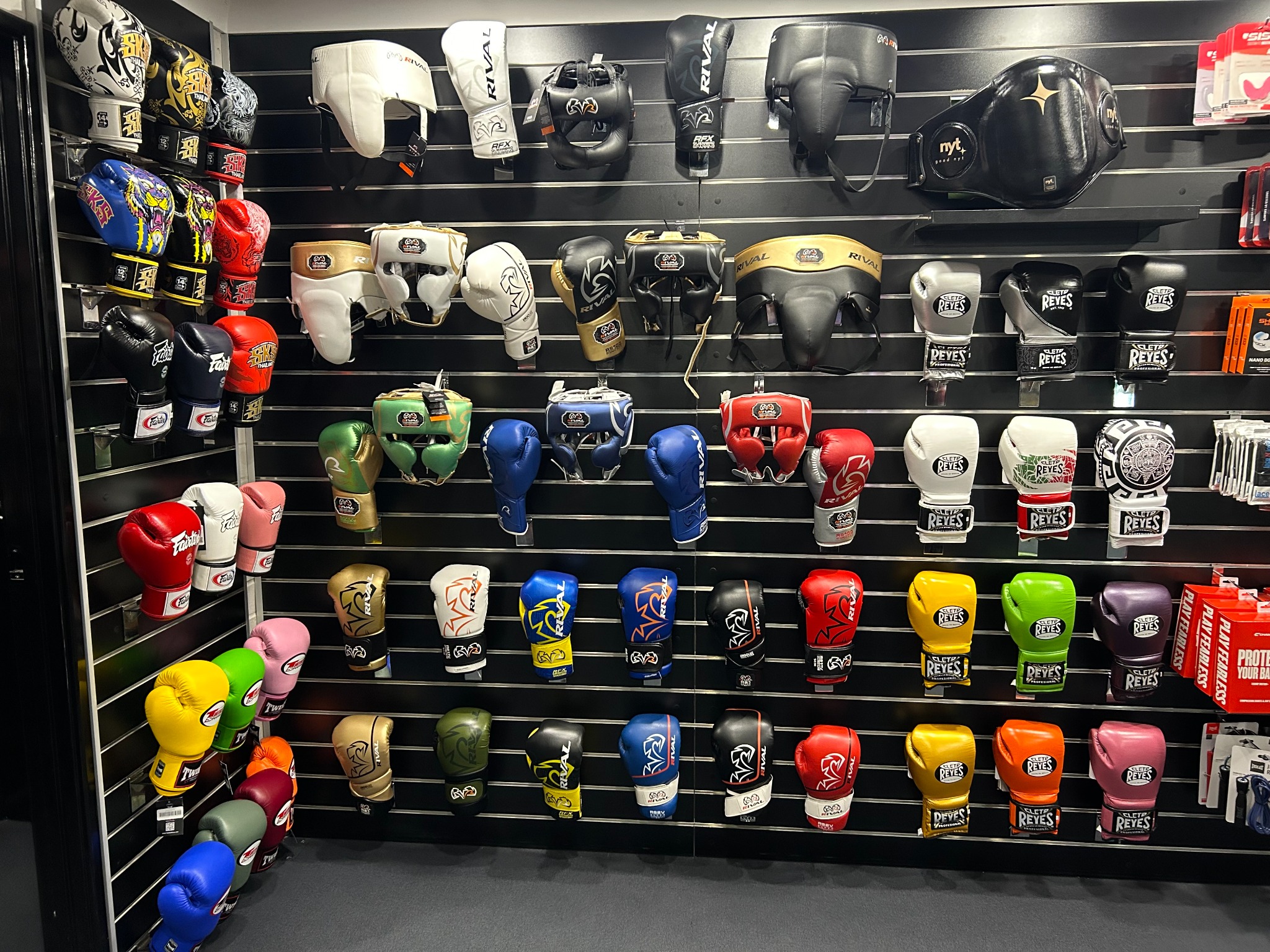MMA Fight Store Facebook ad
