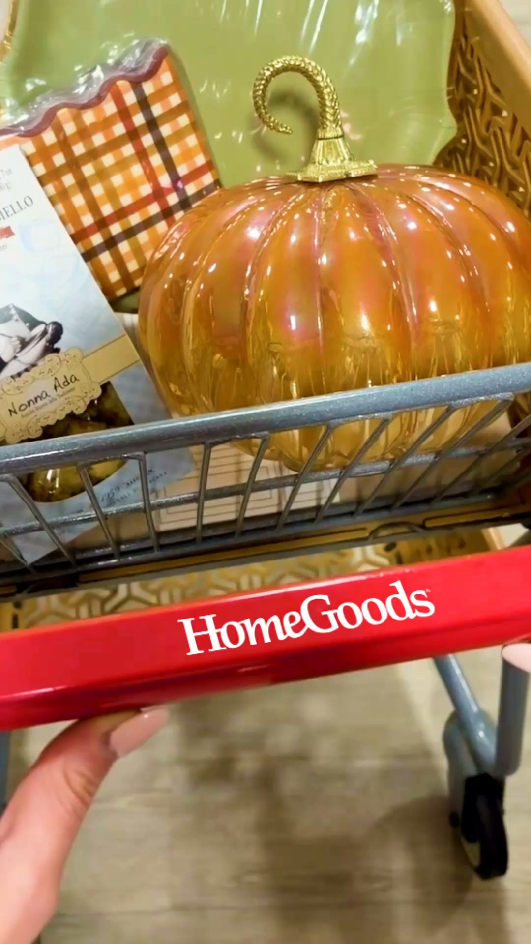 HomeGoods Facebook ad: Fall hosts save at HG