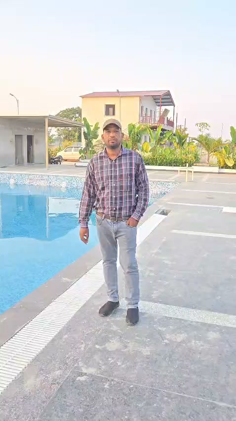 oceanpools Facebook ad: WhatsApp us NOW