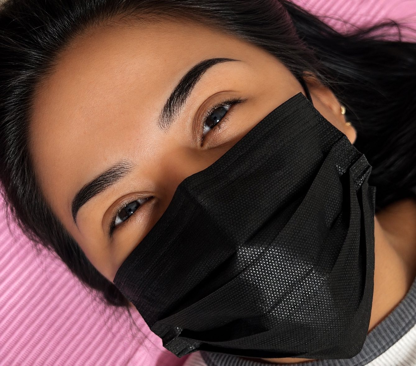 Microblanding Alondra Cisneros Facebook ad: ¡DESPIERTA TODOS LOS DÍAS CON CEJAS PERFECTAS!