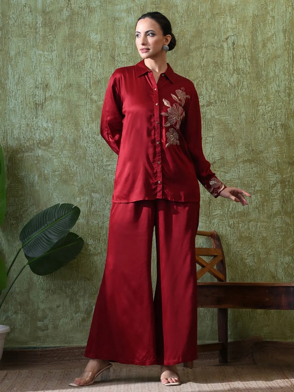 WomanCart Facebook ad