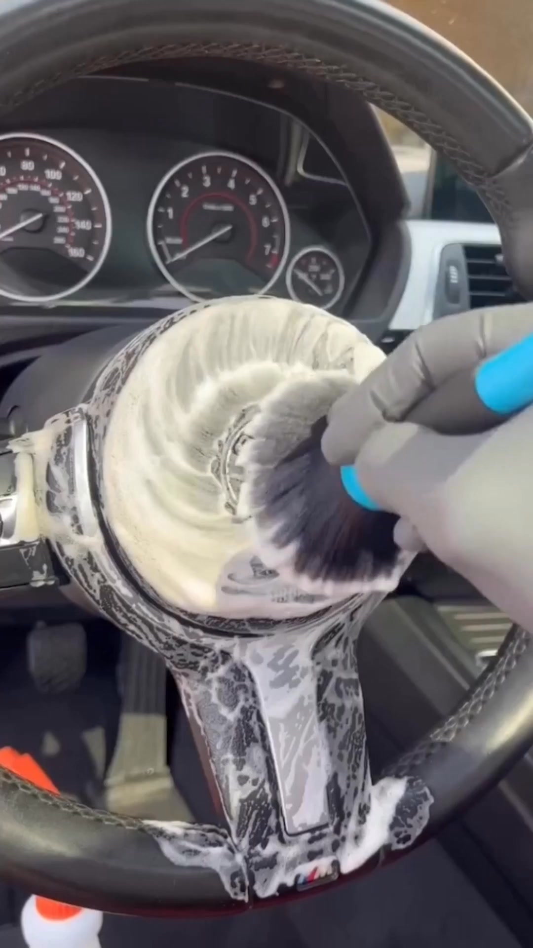 Concept Auto Detailing Facebook ad: Click For a Free Quote