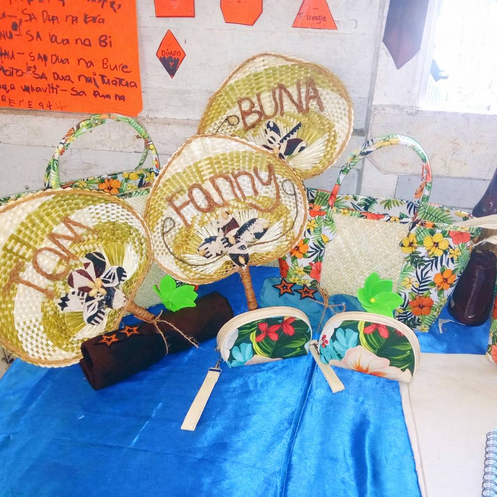 Affordable Trendy Enterprise Facebook ad: INTRODUCING OUR LATEST HAMPER SETS GOING TO OVERSEAS