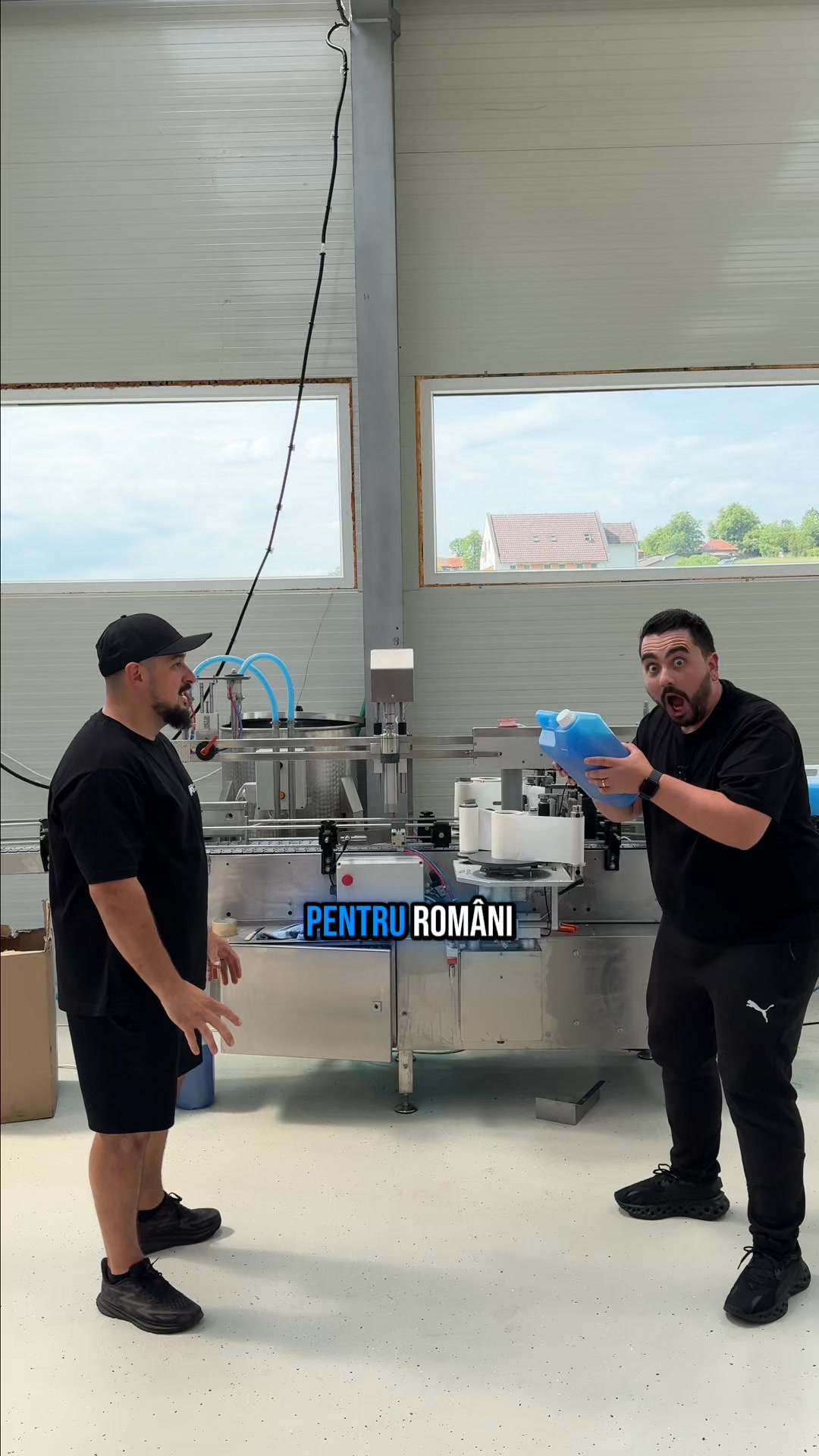 LaCanistra.ro Facebook ad: Detergent din Fabrică - Direct la Tine