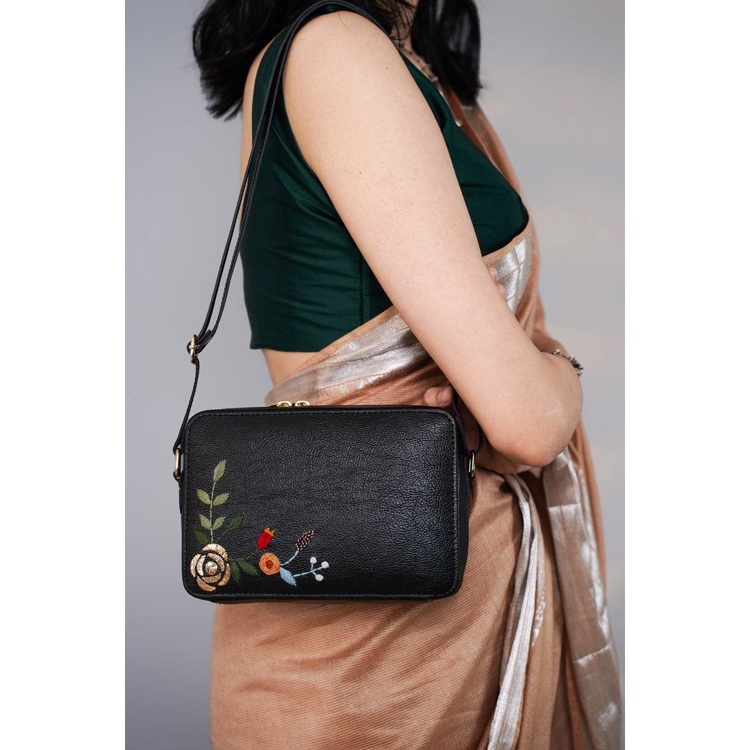 Shopmiri Facebook ad: Discover the perfect blend of style and function…