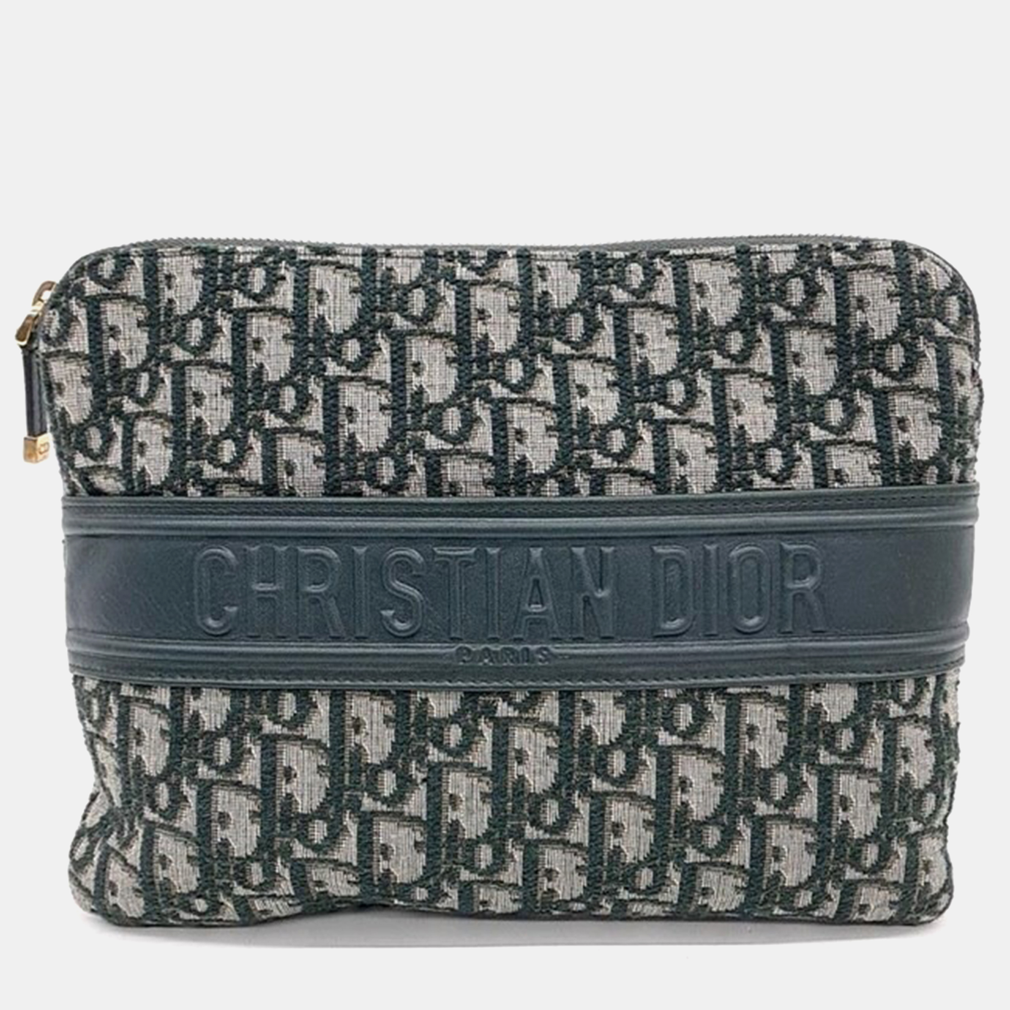 The Luxury Closet Facebook ad