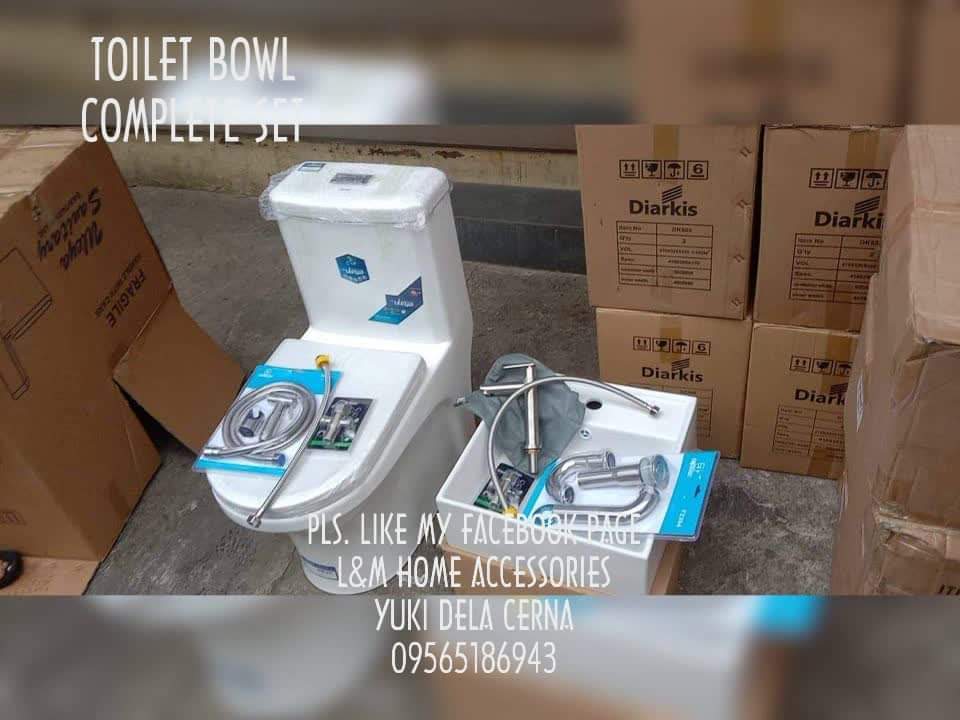 L&M Home Accessories Facebook ad