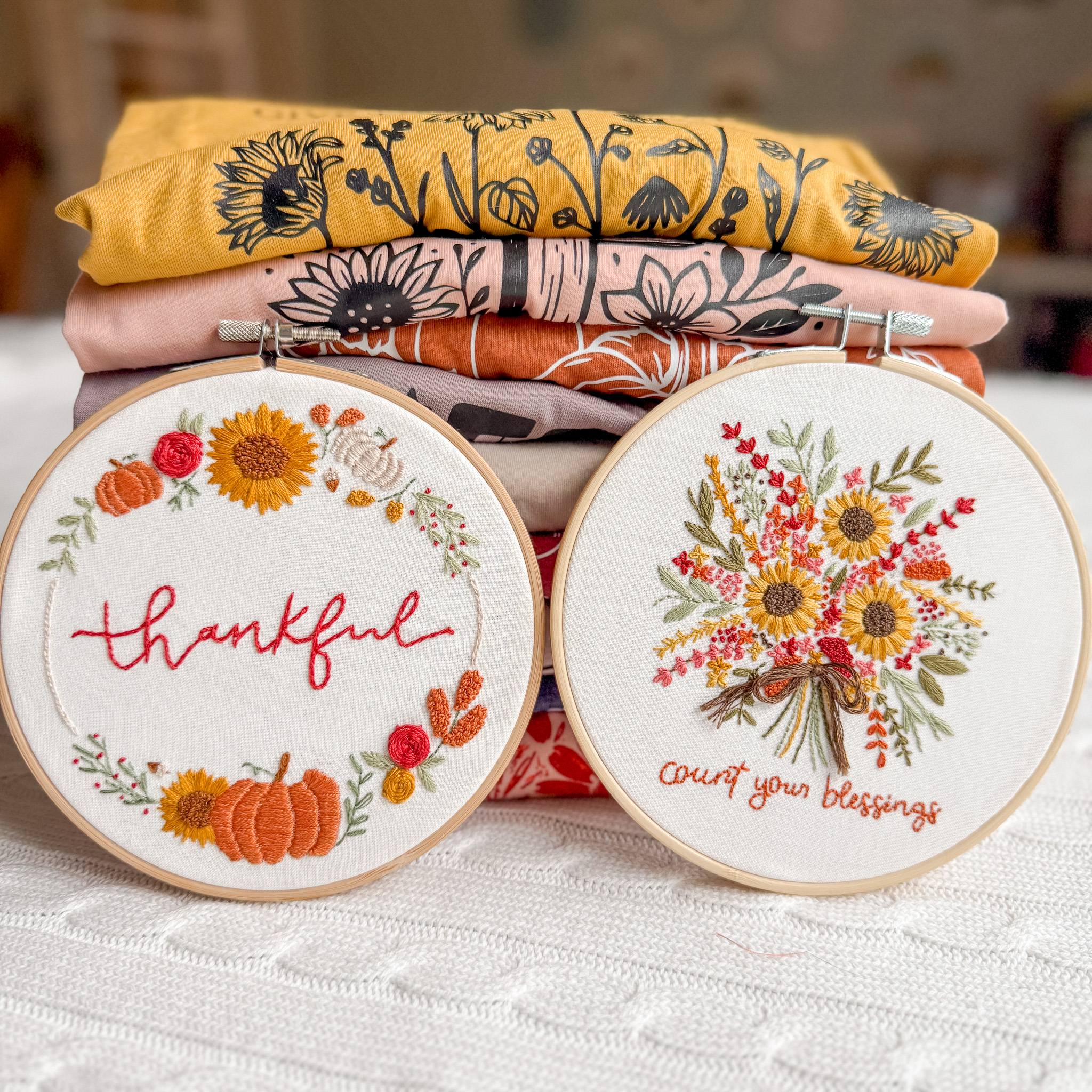 EllyandGrace Facebook ad: STOP scrolling. Start stitching.
