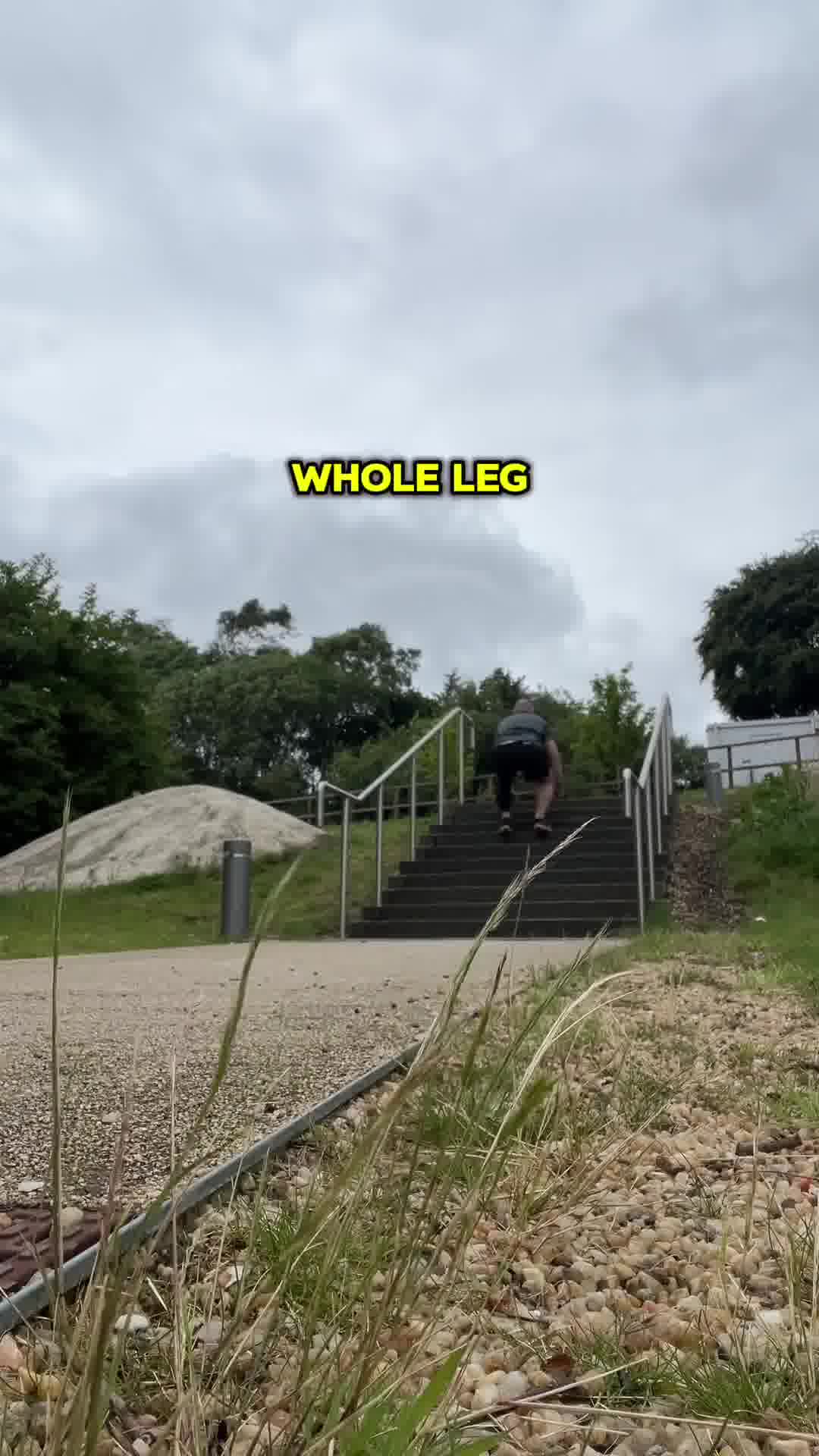 ReabTec Facebook ad: Relieves and protects knees