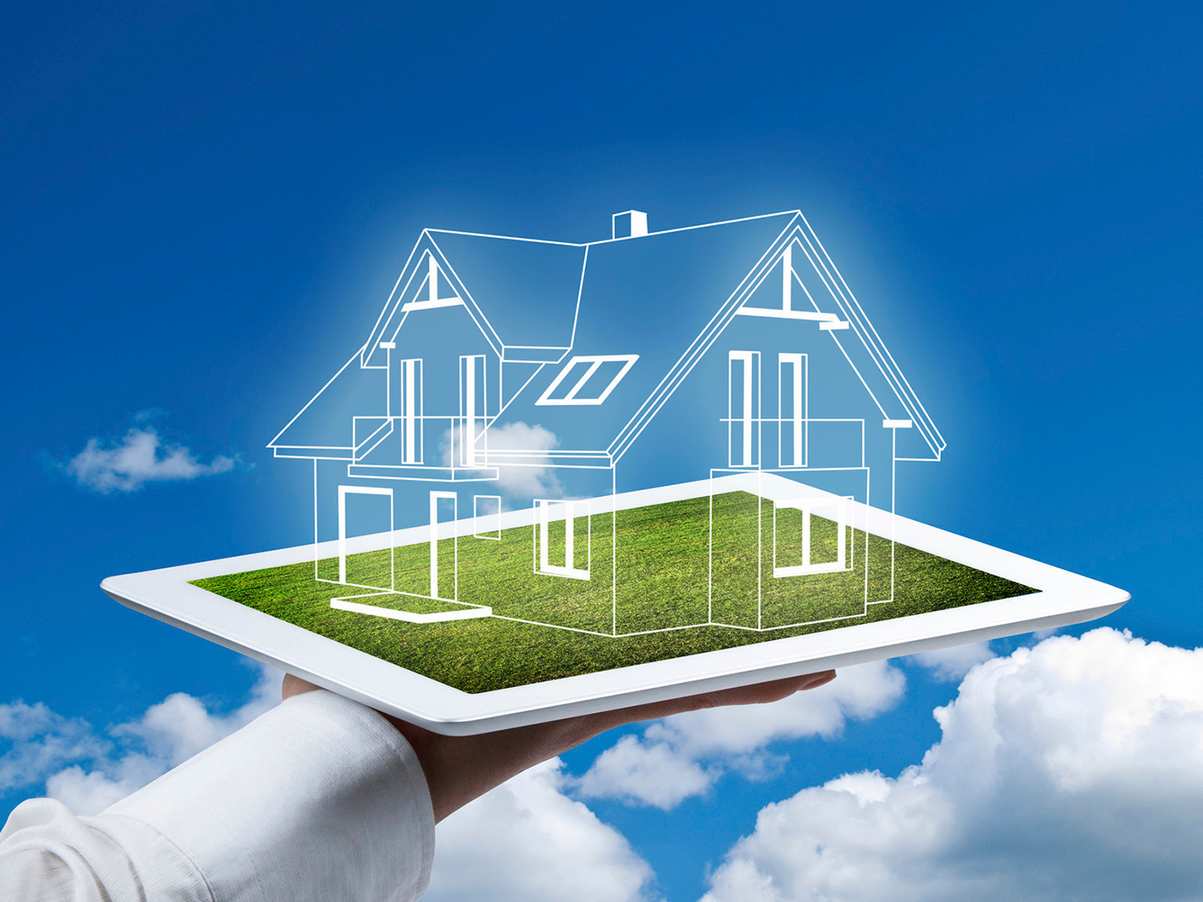 RAMOS Imobiliária Facebook ad: Mediação nas compras e vendas de terrenos/ casas/…