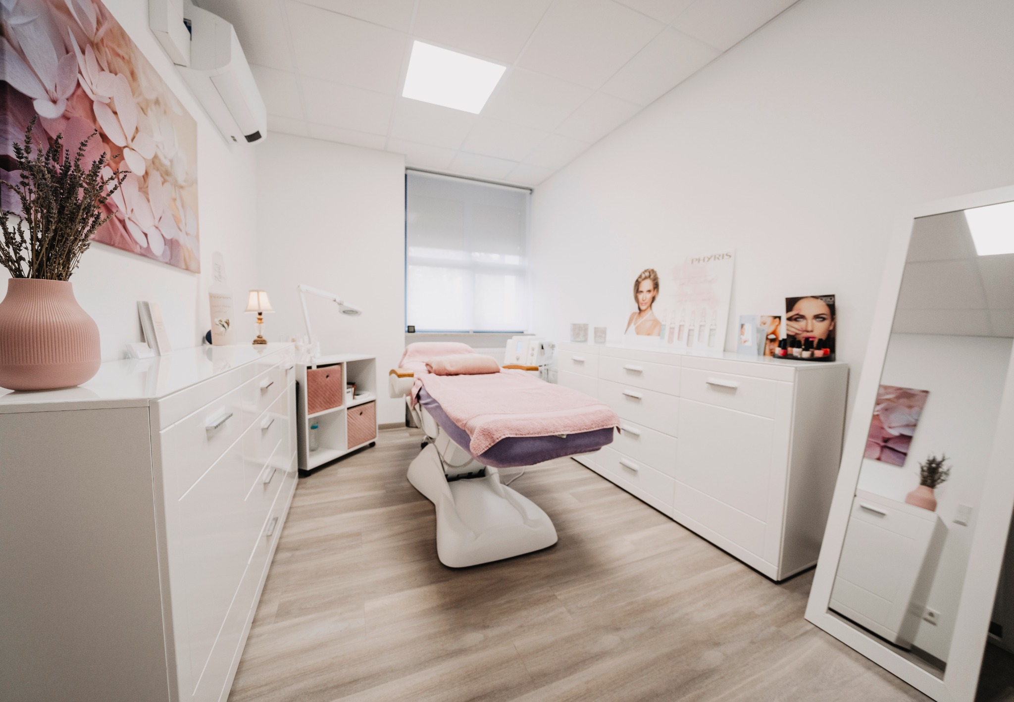 Kosmetikstudio Harmonie by Valerie Facebook ad: Kosmetikstudio Harmonie by Valerie - Yorckstraße 20…
