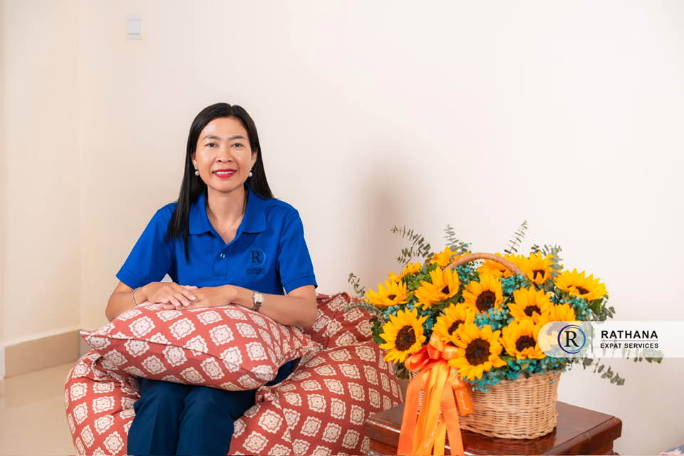 Rathana Expat Services Facebook ad: ប្រូម៉ូសិនពិសេស មានរហូតដល់ ថ្ងៃទី ៣១ ខែតុលា តែប៉ុណ្ណោះ!