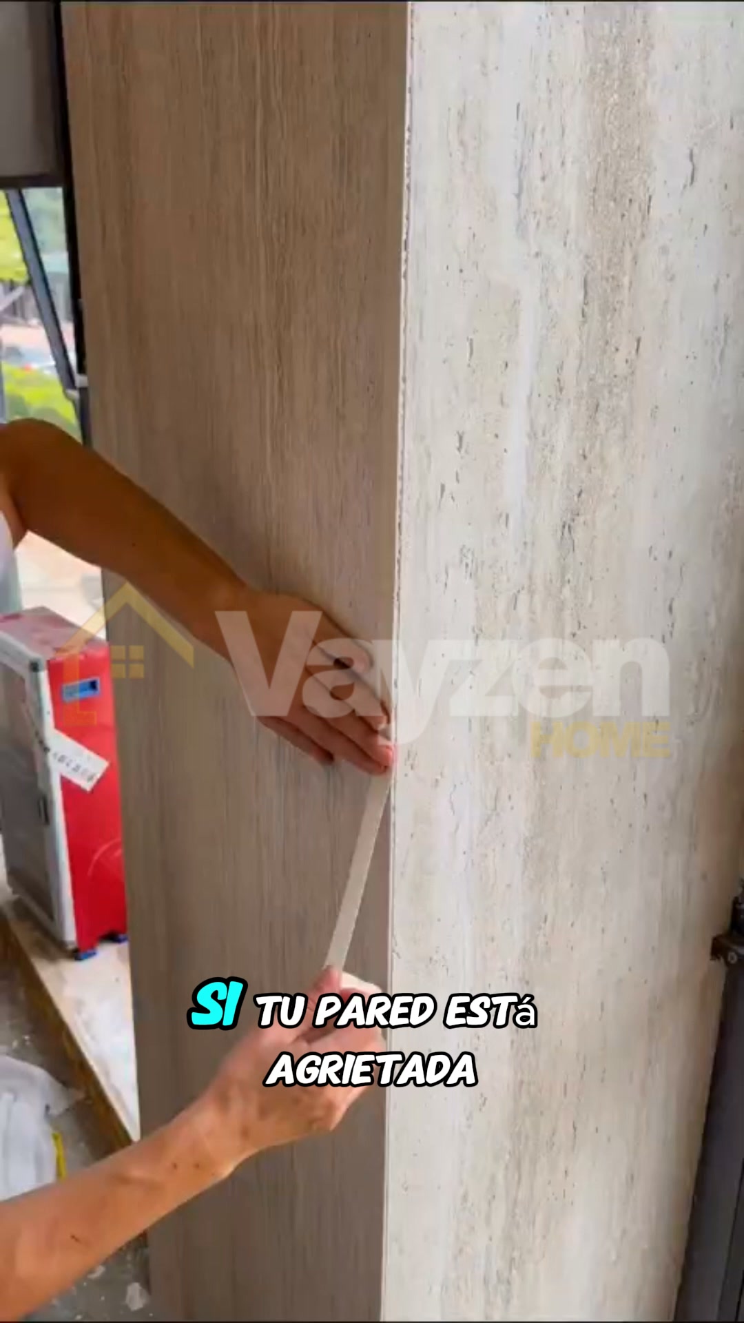 Vayzen Facebook ad: La Piedra que Decoró Roma, Ahora en tu Pared