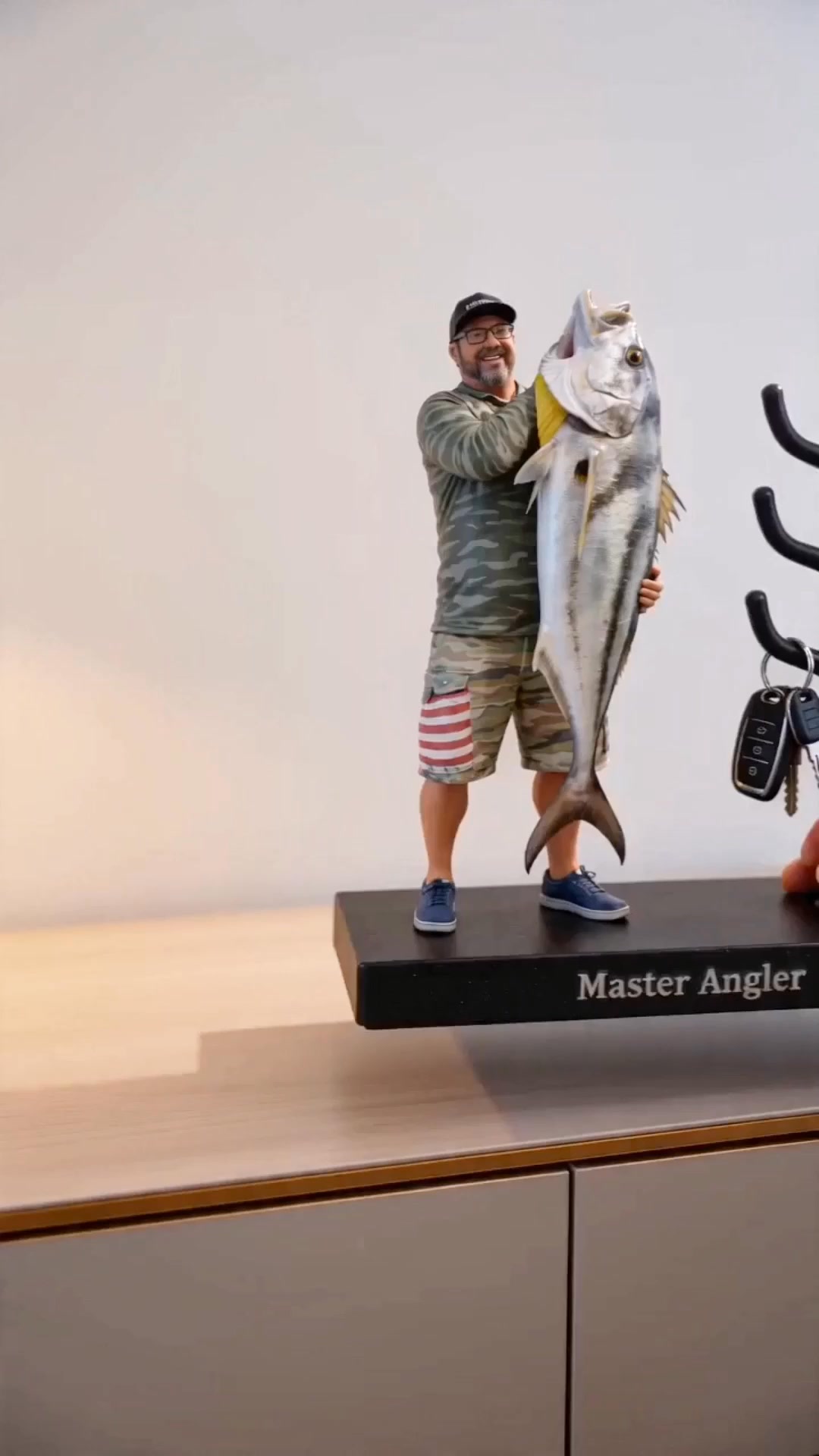 uicid.com Facebook ad: The Catch He’ll Never Forget