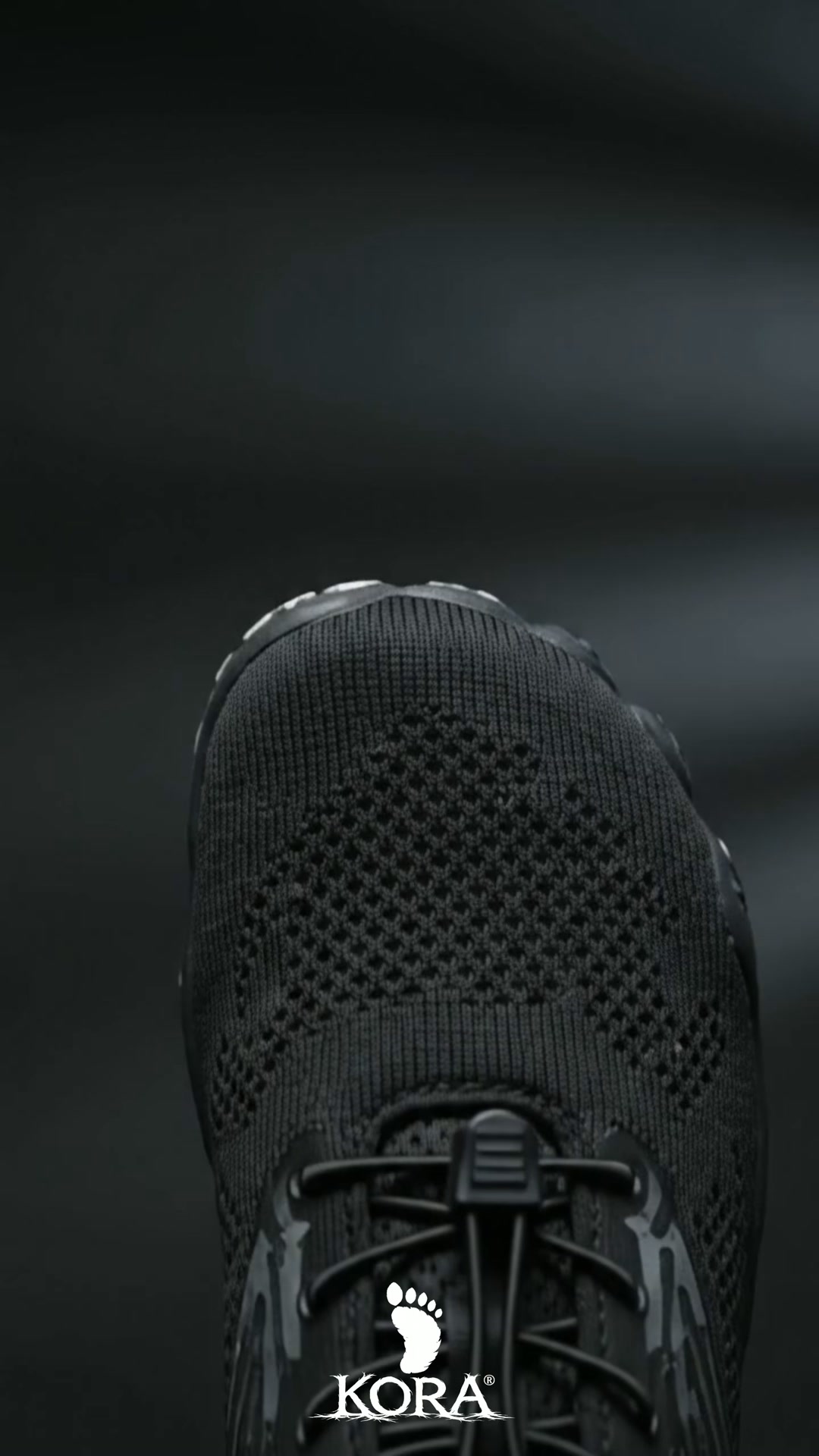 Kora Barefoot Facebook ad: LIBERA TUS PIES