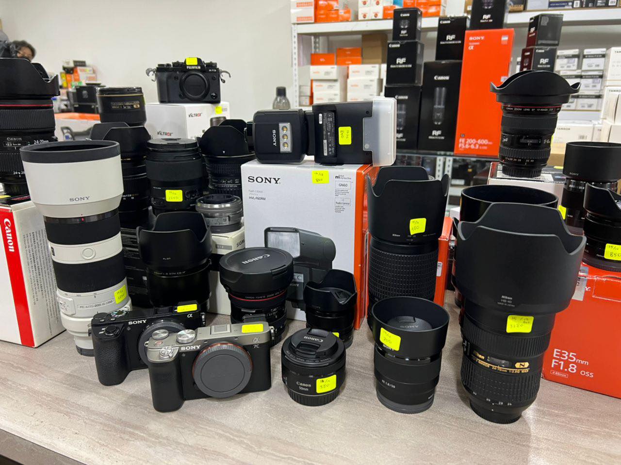 KL Used Camera and Lenses Facebook ad