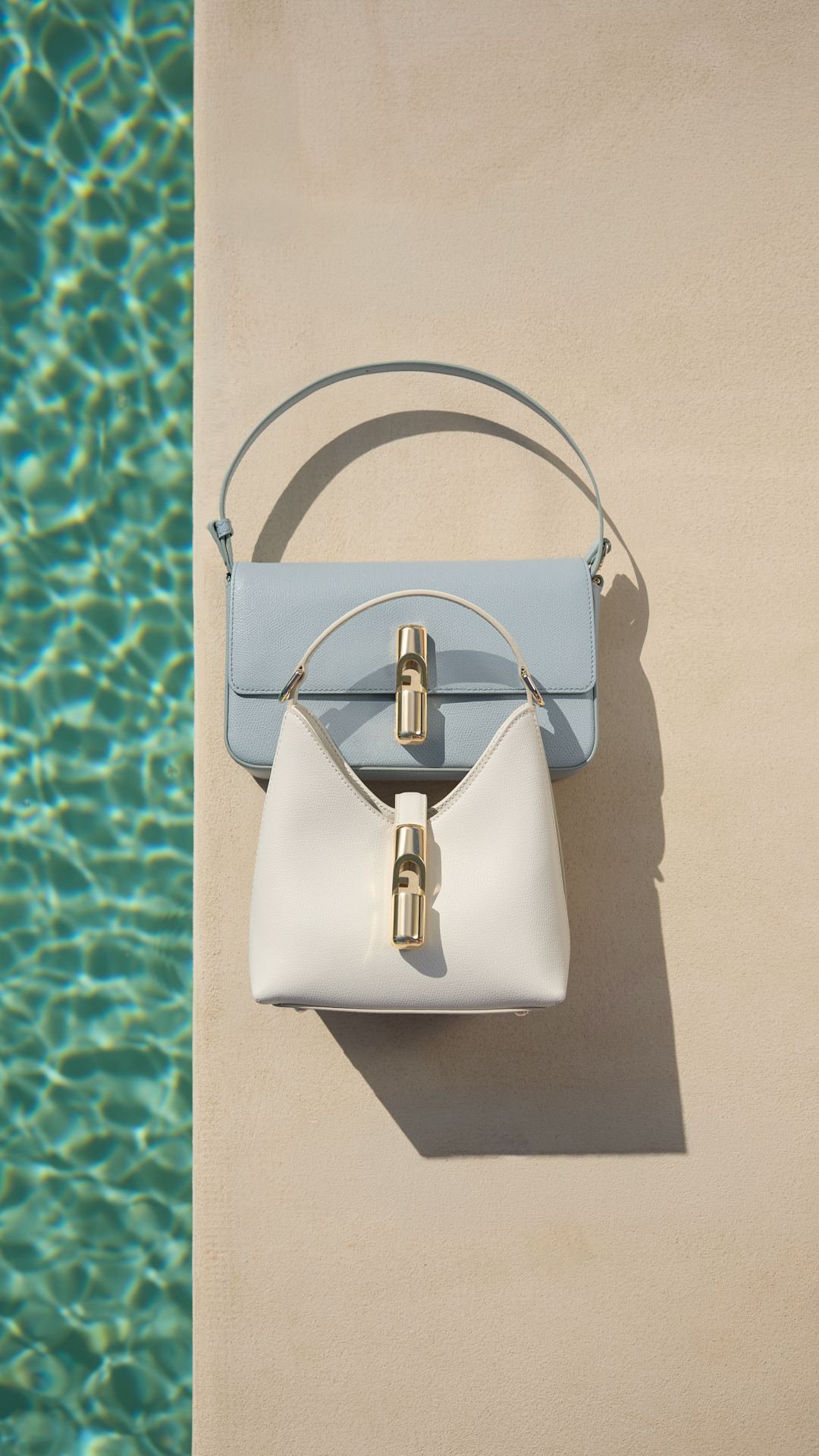 Furla Facebook ad