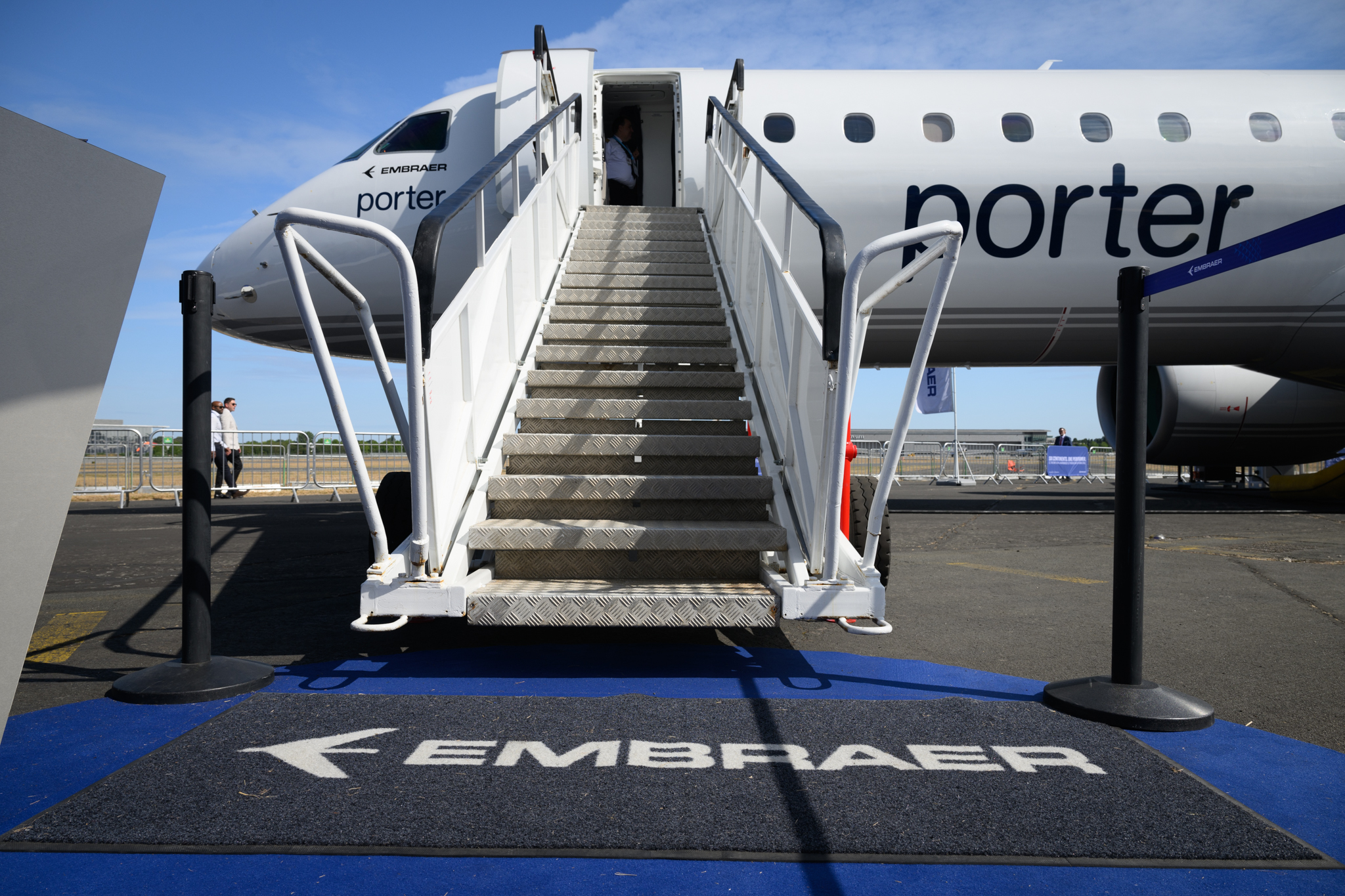 Embraer Facebook ad